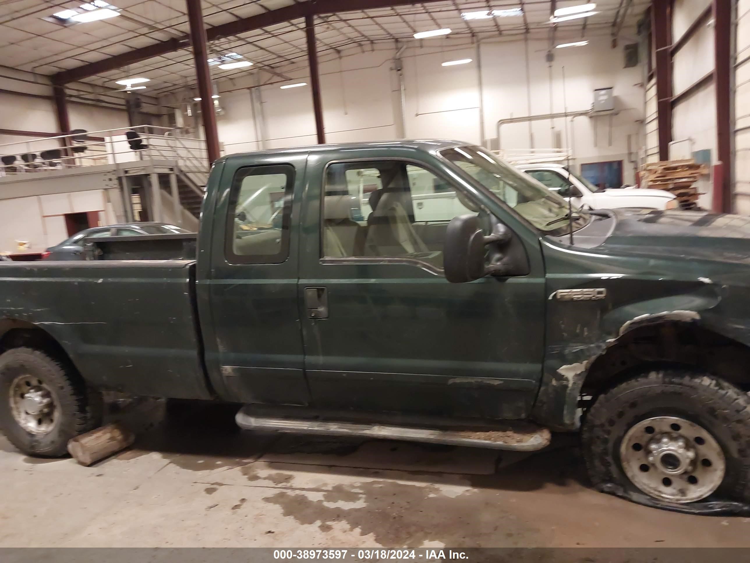 Photo 12 VIN: 1FTNX21S92EB91078 - FORD F250 