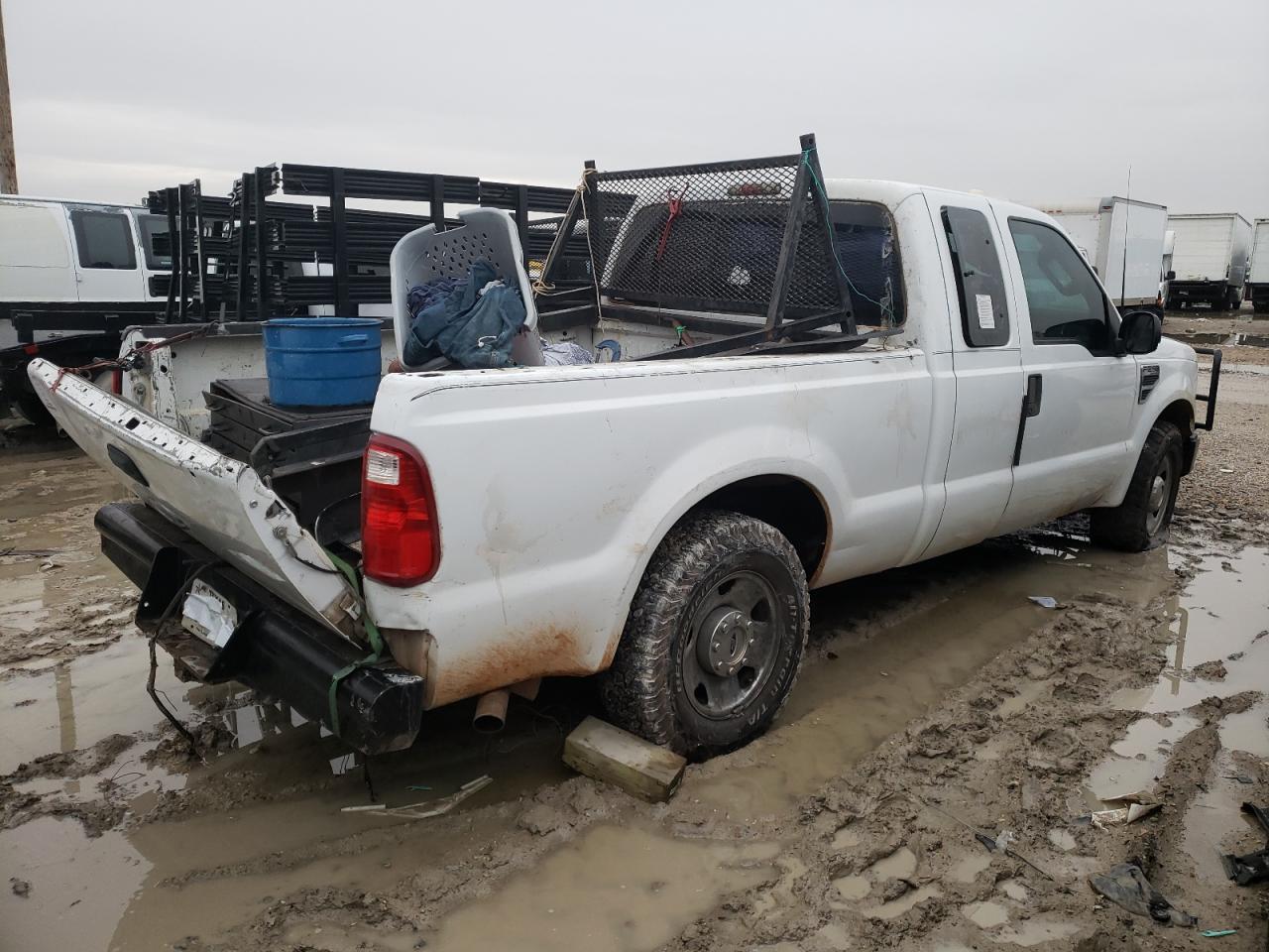 Photo 2 VIN: 1FTNX2A54AEA80009 - FORD F250 