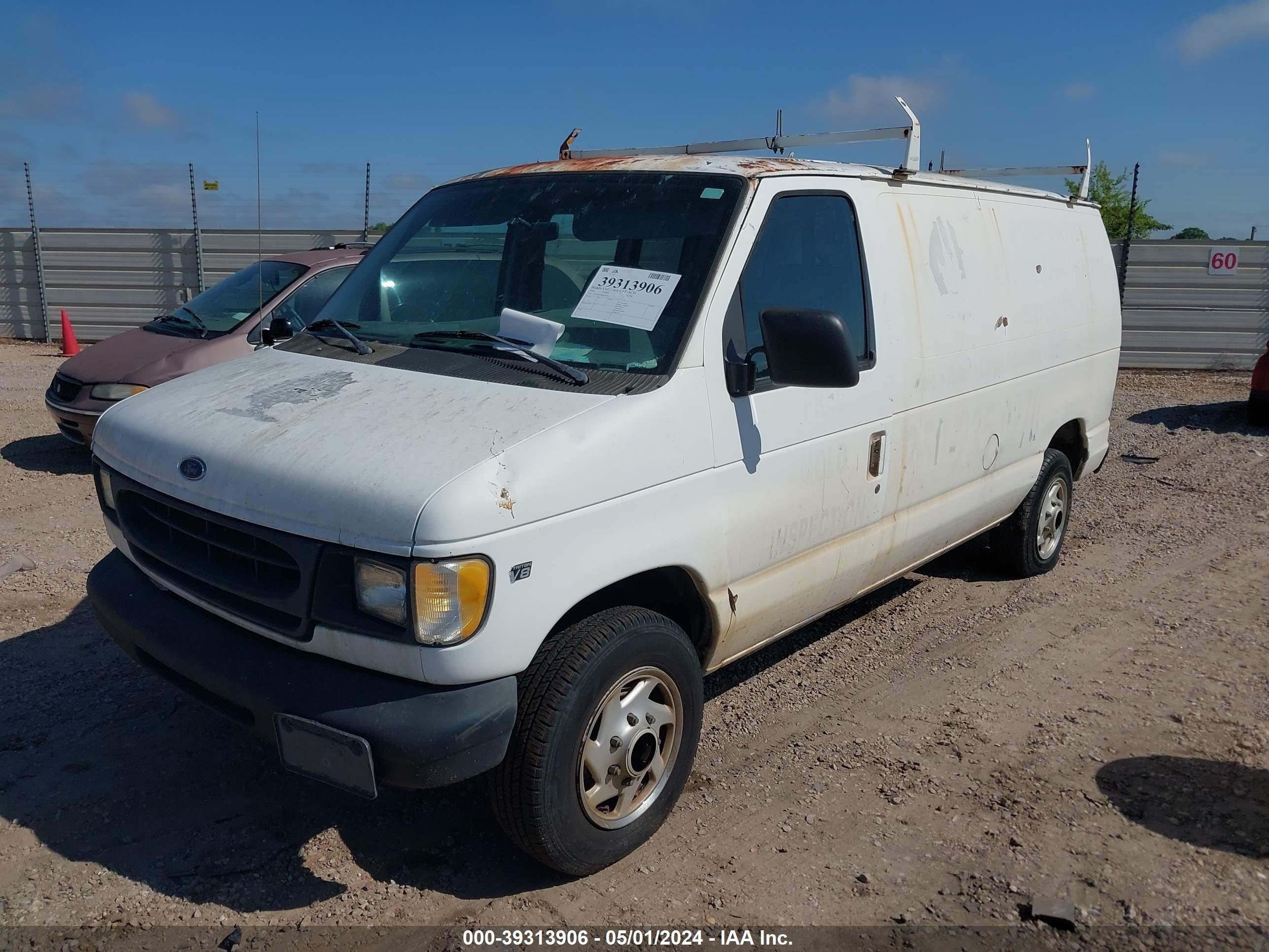 Photo 1 VIN: 1FTPE24L8XHA41861 - FORD ECONOLINE 