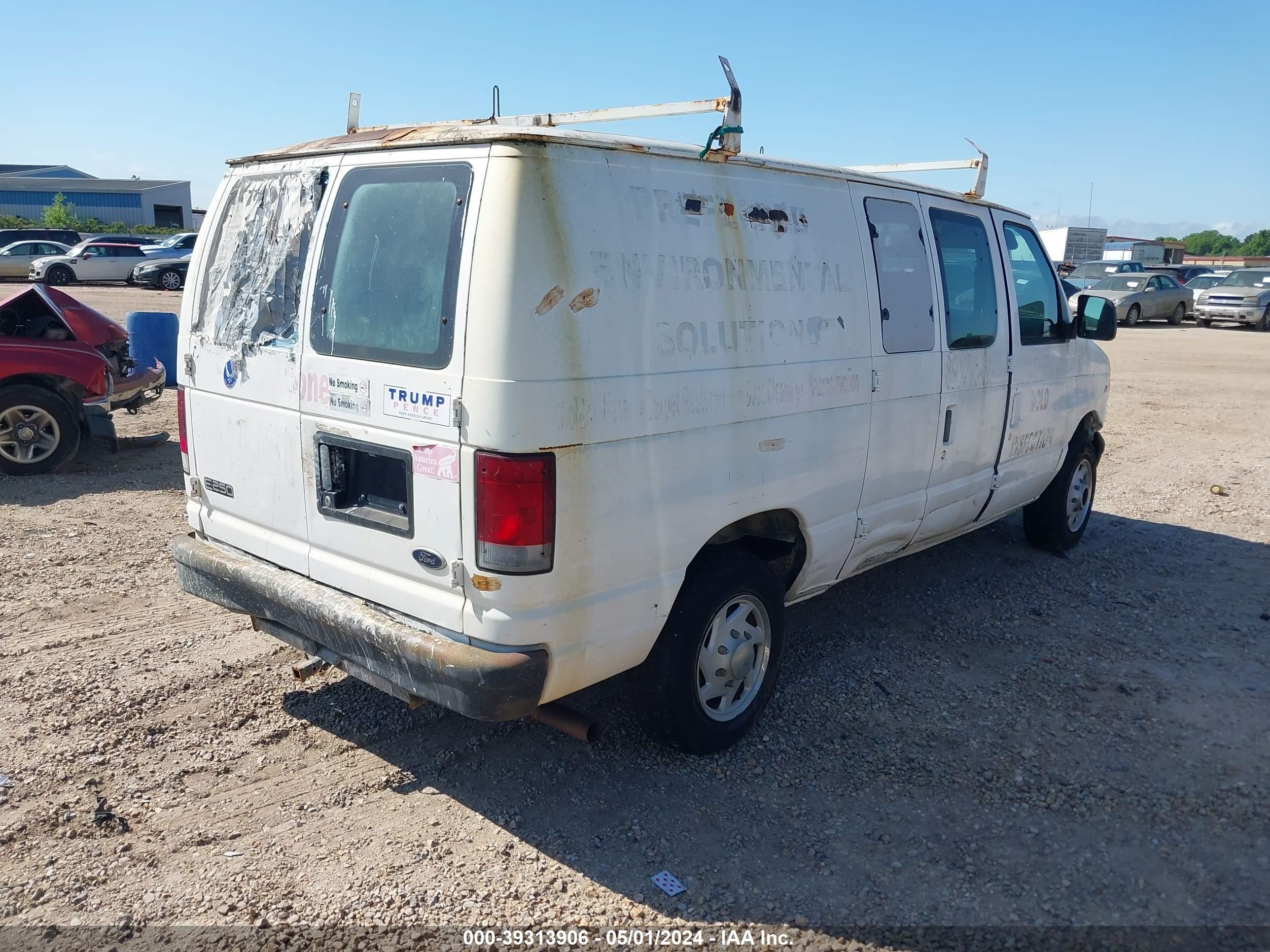 Photo 3 VIN: 1FTPE24L8XHA41861 - FORD ECONOLINE 