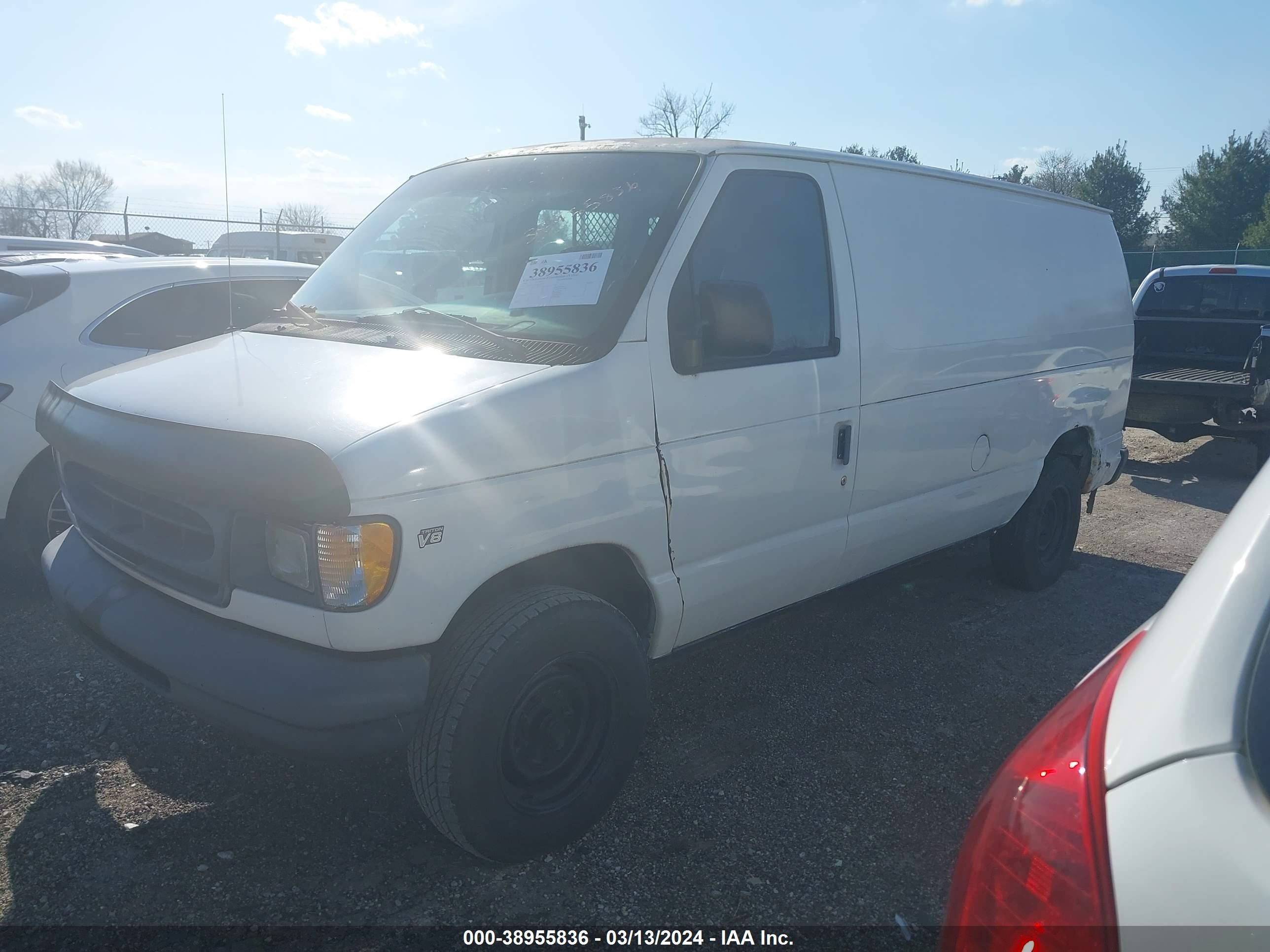 Photo 1 VIN: 1FTPE24L9XHC30793 - FORD ECONOLINE 