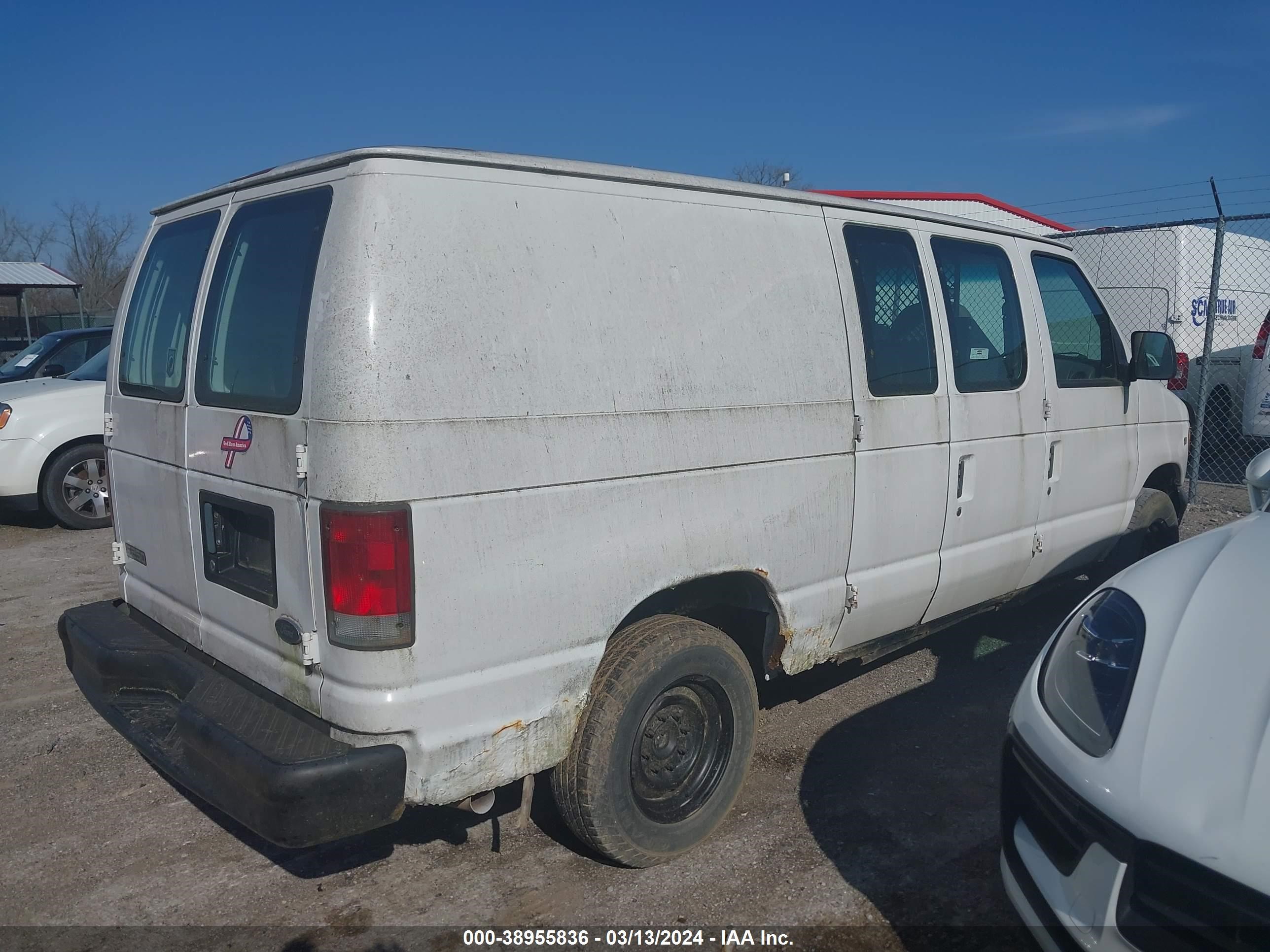 Photo 3 VIN: 1FTPE24L9XHC30793 - FORD ECONOLINE 