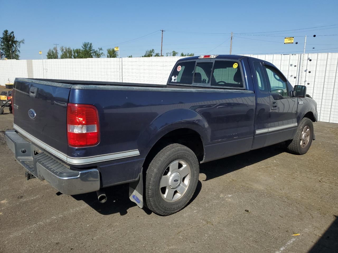 Photo 2 VIN: 1FTPF12524NA96248 - FORD F-150 