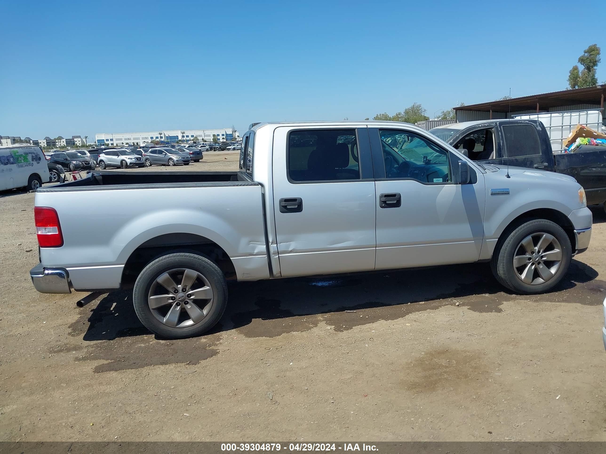 Photo 12 VIN: 1FTPW12545KE71060 - FORD F-150 