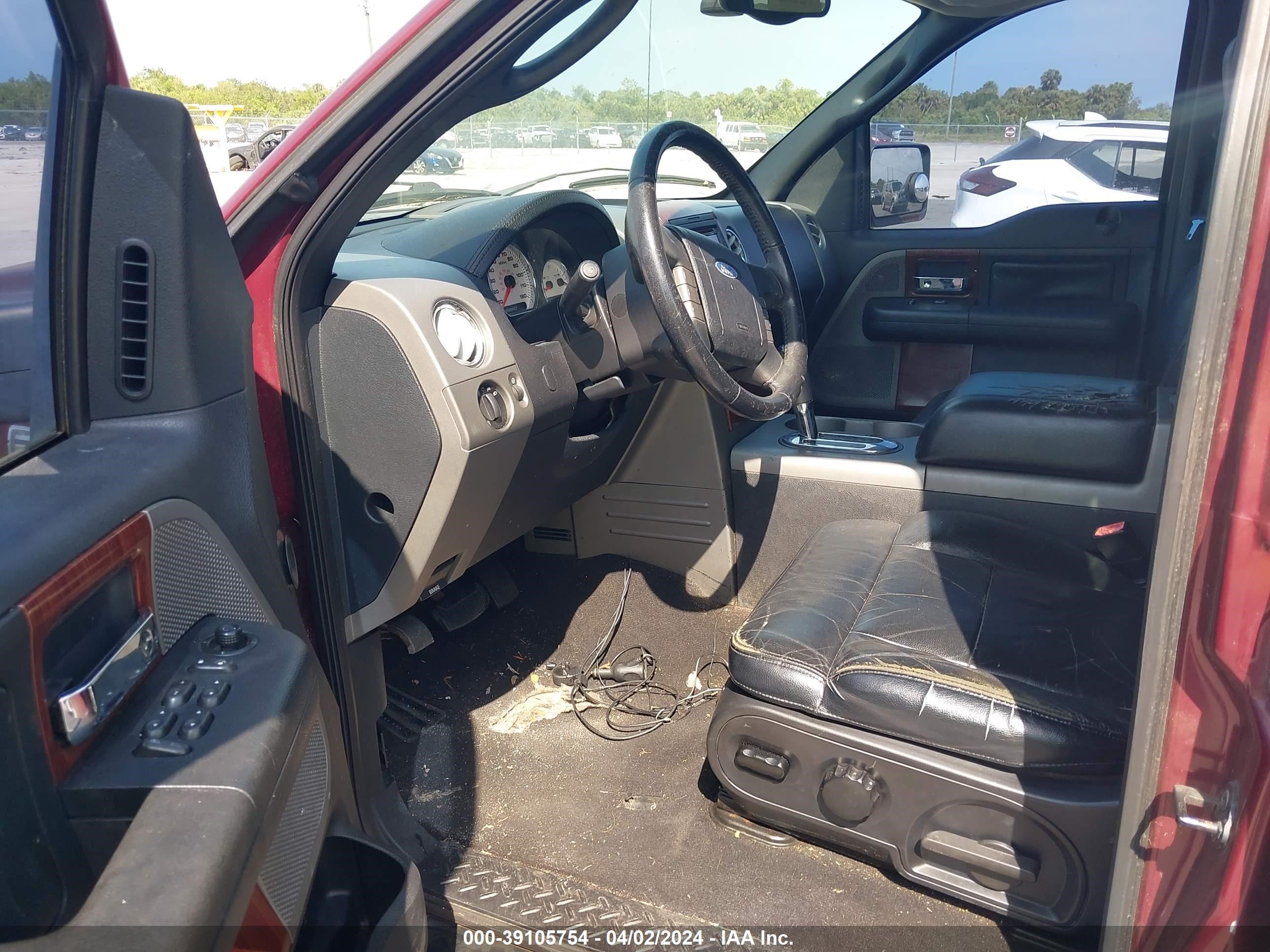 Photo 4 VIN: 1FTPW12545KE97609 - FORD F-150 