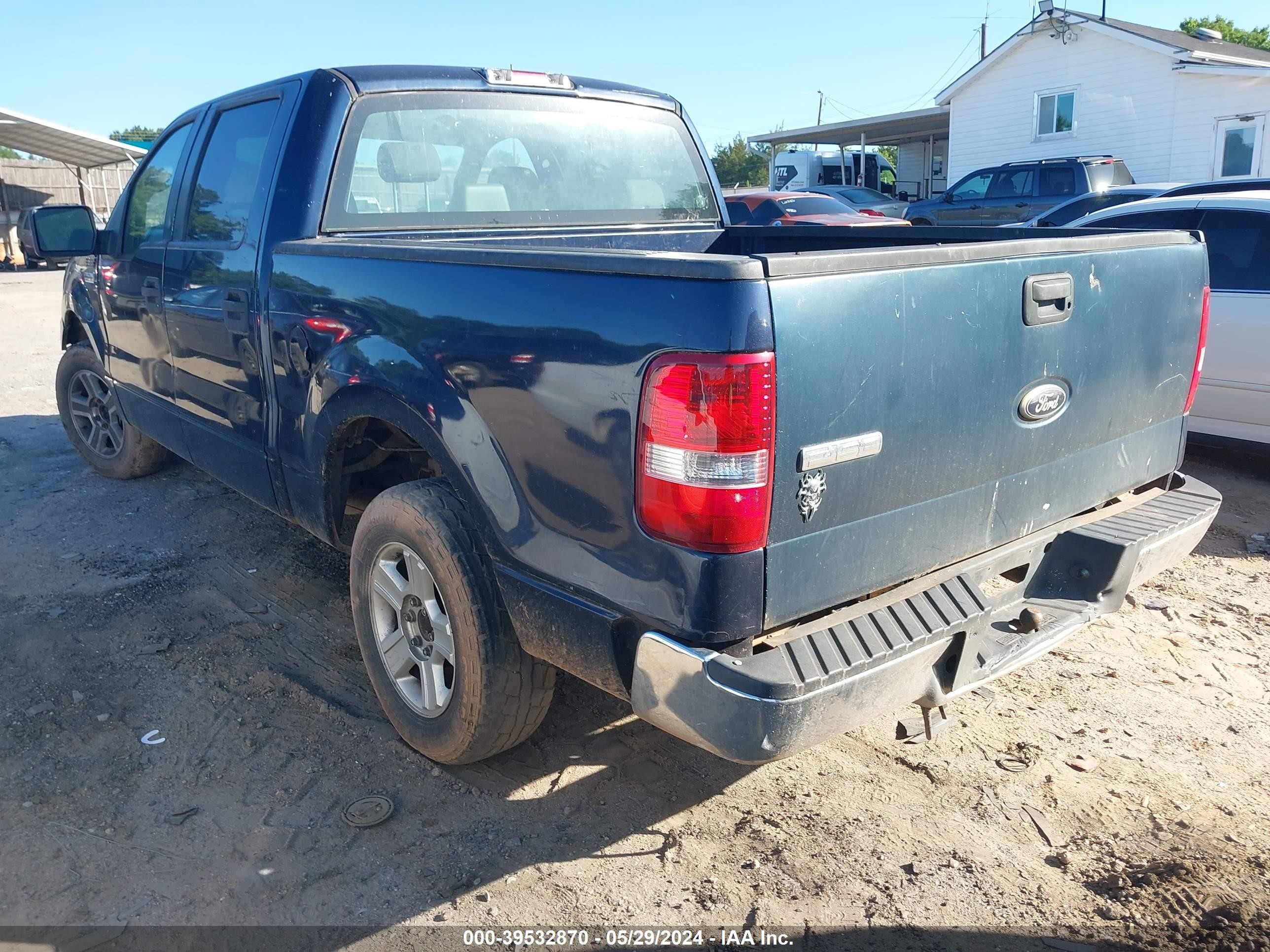 Photo 2 VIN: 1FTPW12556FA26367 - FORD F-150 