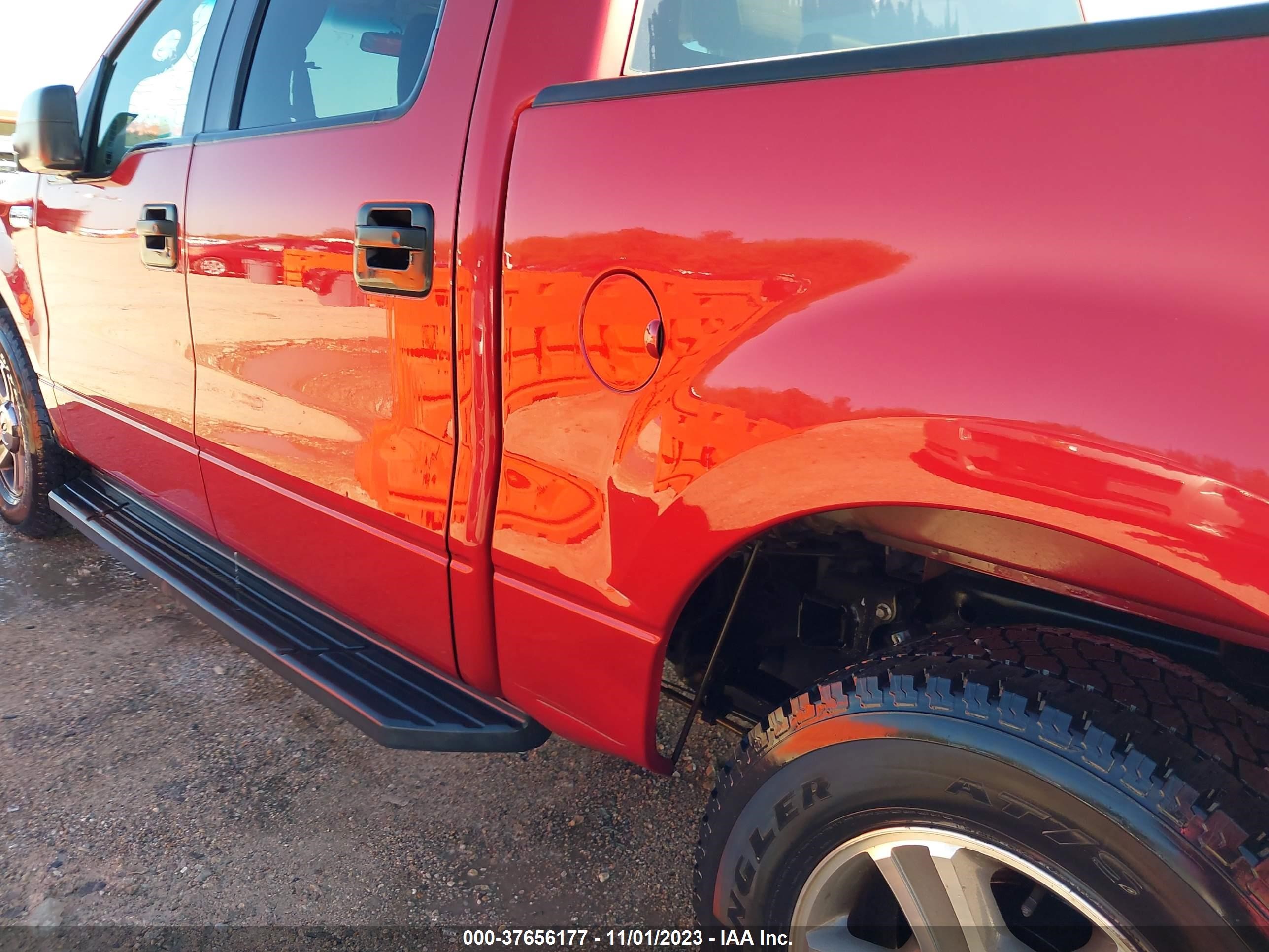 Photo 5 VIN: 1FTPW12568FB16792 - FORD F-150 