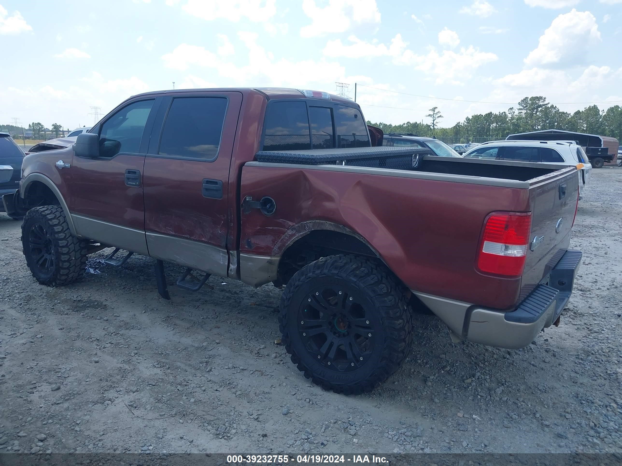 Photo 2 VIN: 1FTPW12575KC25586 - FORD F-150 