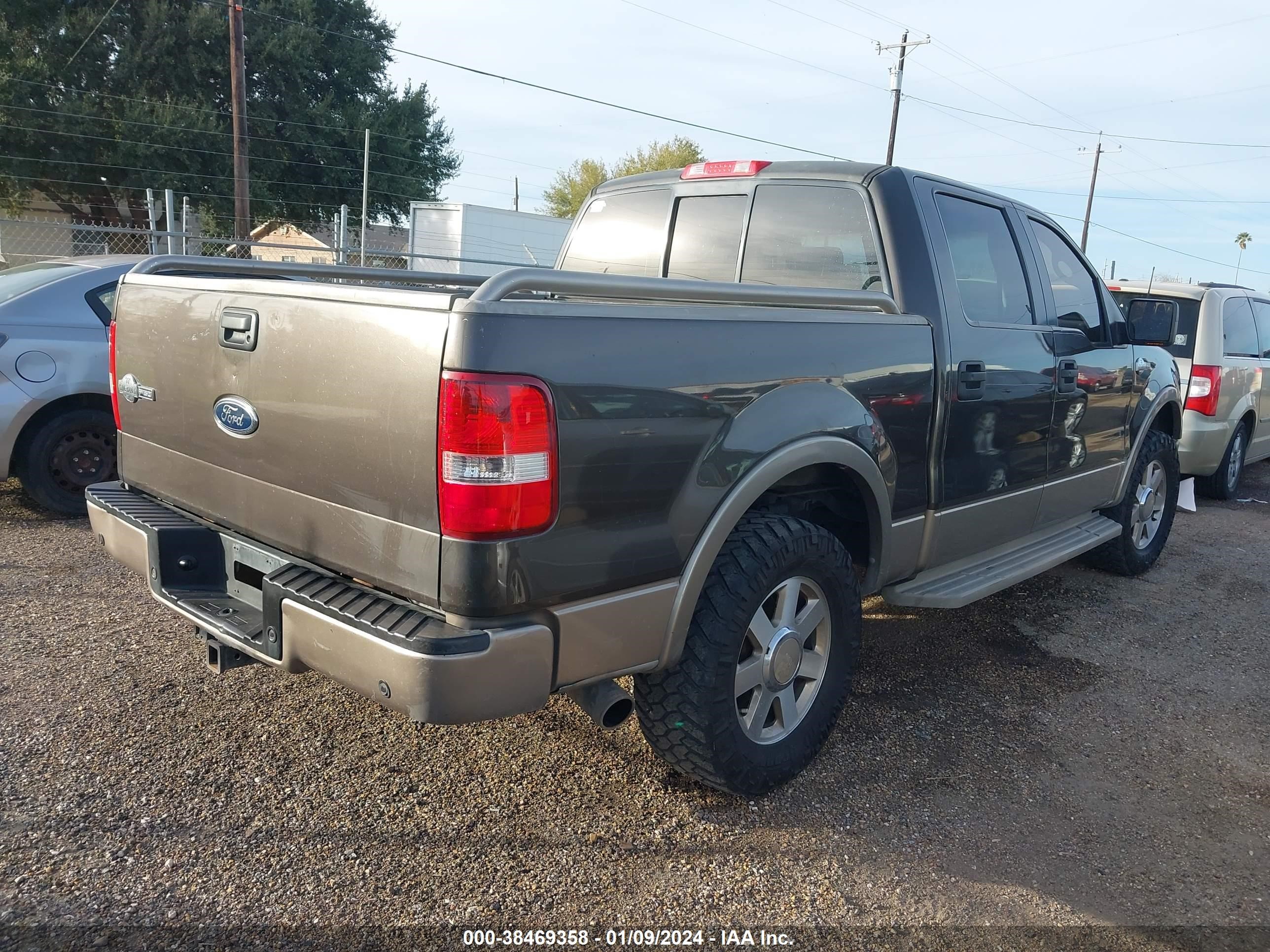 Photo 3 VIN: 1FTPW12575KC49399 - FORD F-150 