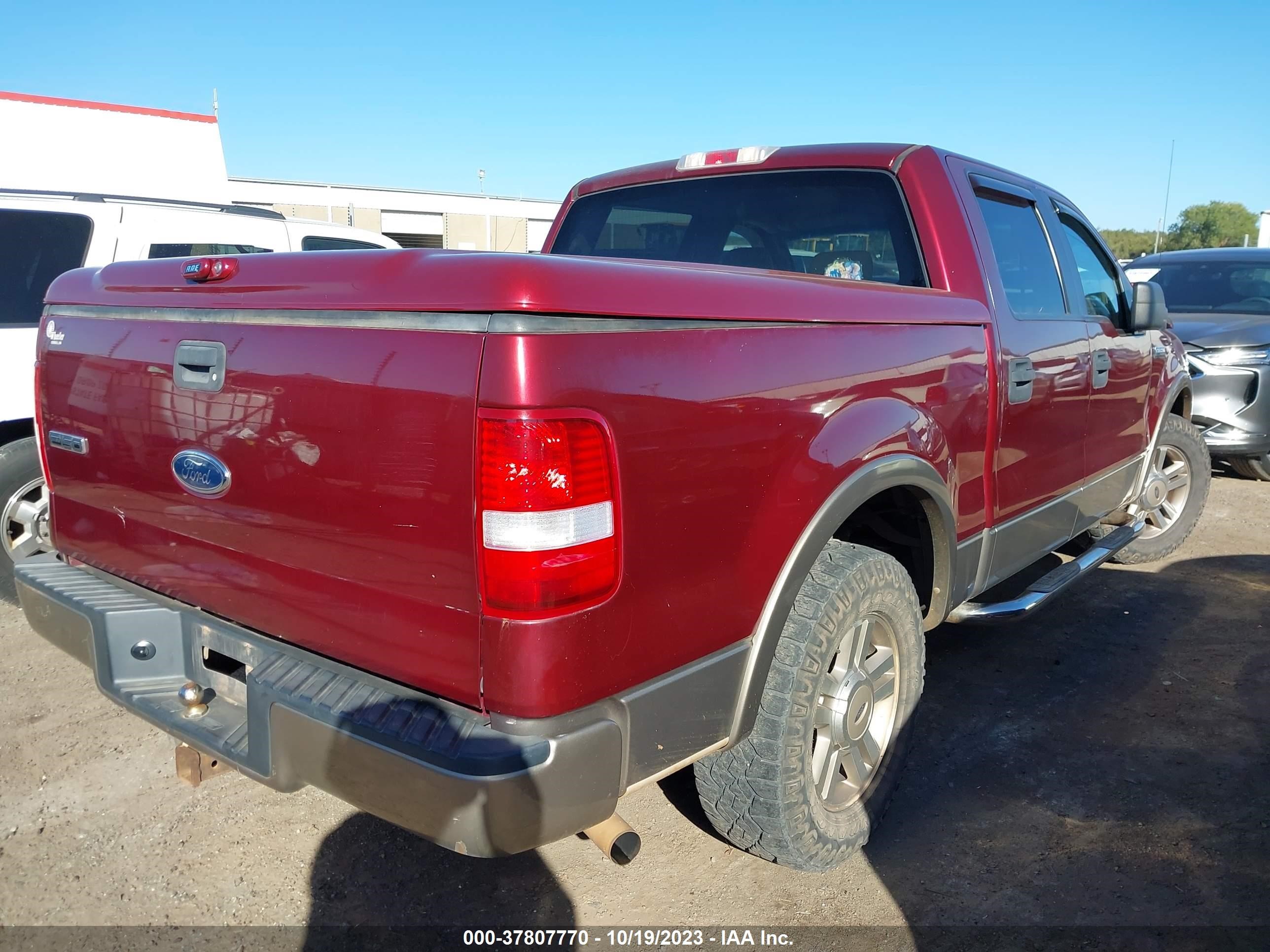 Photo 3 VIN: 1FTPW12585FA31383 - FORD F-150 