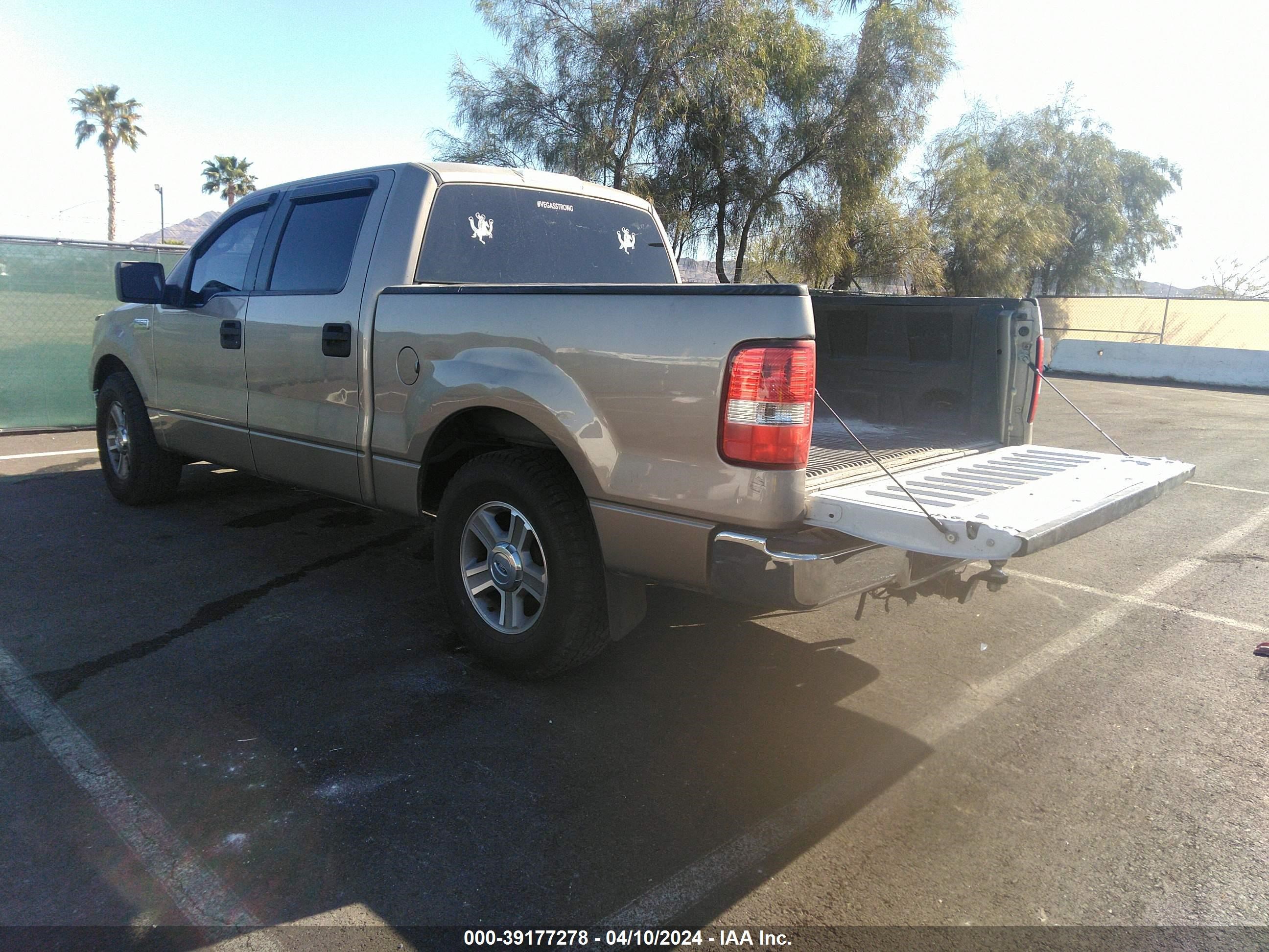 Photo 2 VIN: 1FTPW12585KC76126 - FORD F-150 