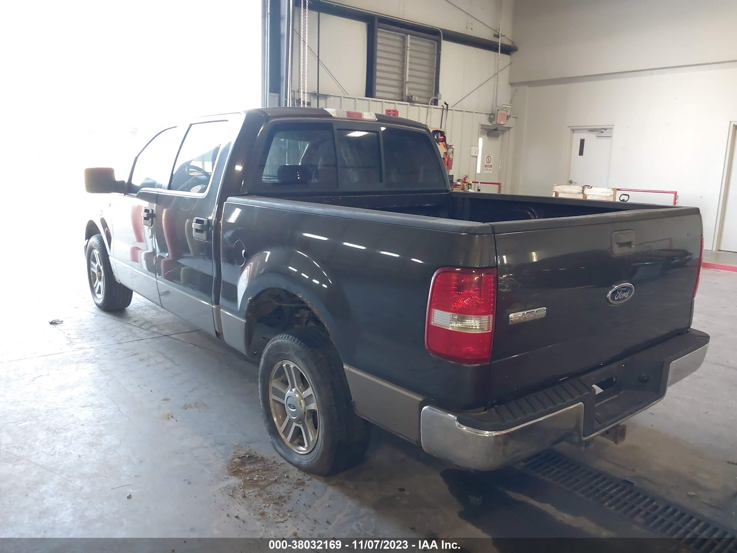 Photo 2 VIN: 1FTPW12585KE72003 - FORD F-150 