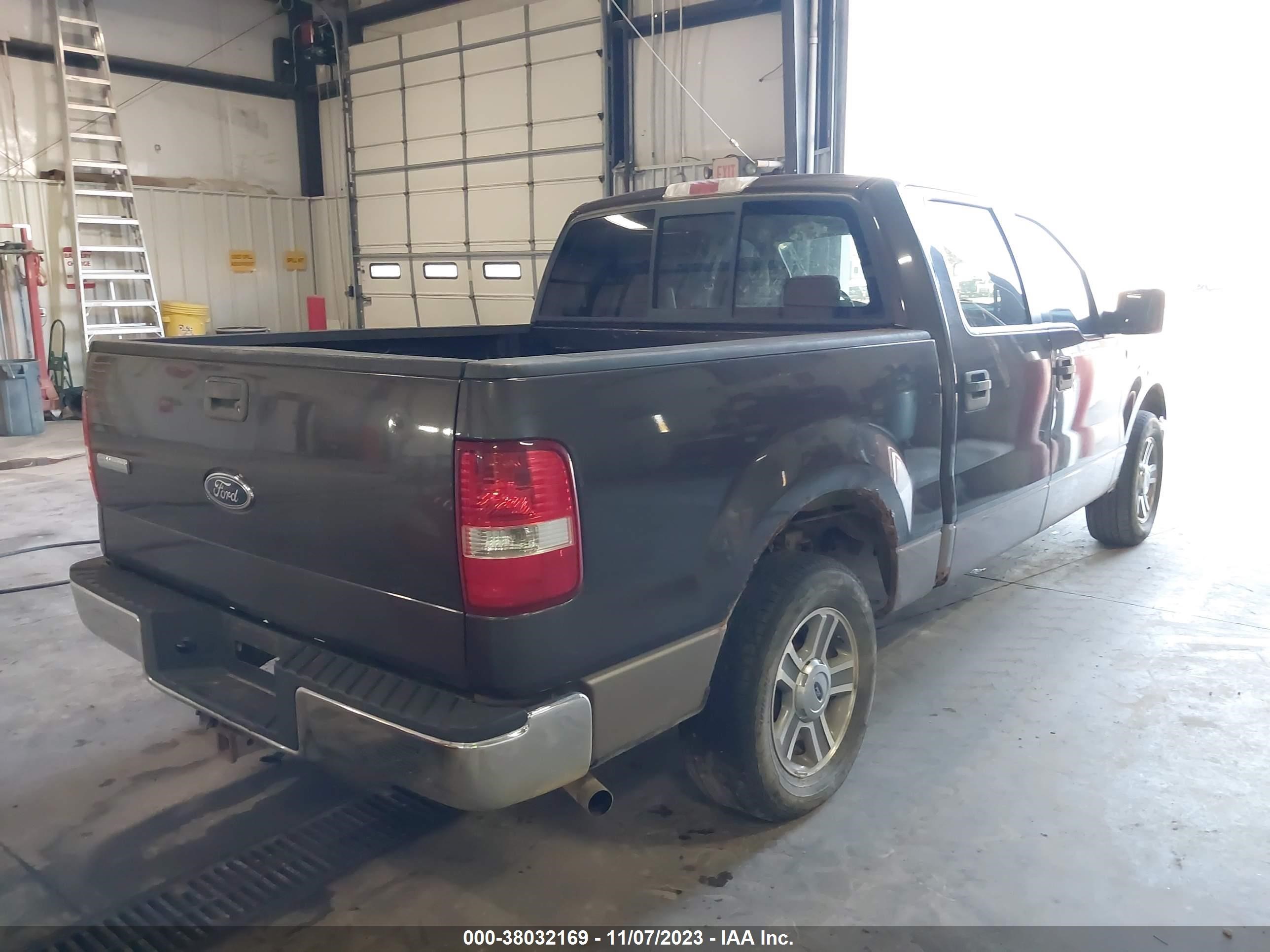 Photo 3 VIN: 1FTPW12585KE72003 - FORD F-150 