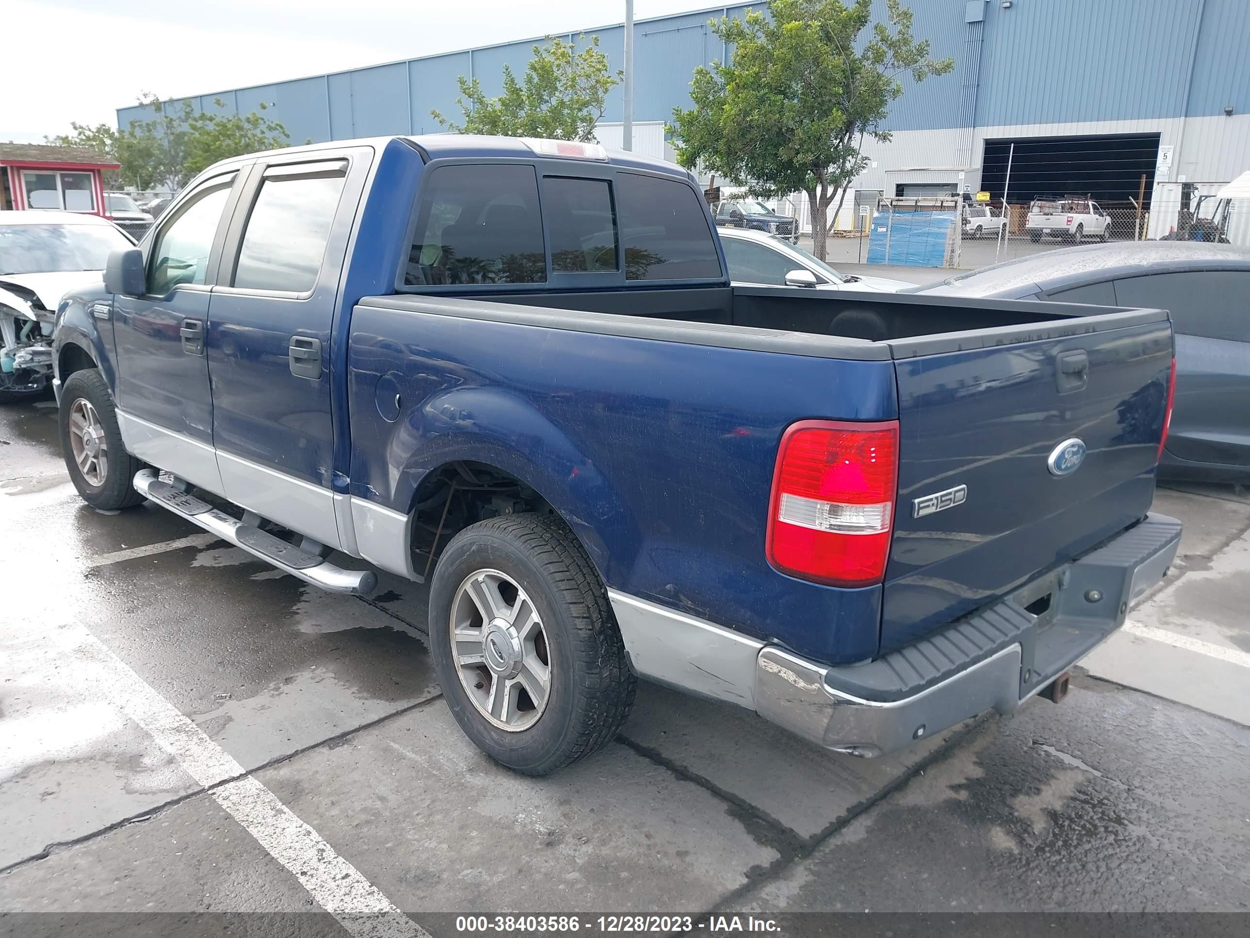 Photo 2 VIN: 1FTPW12587FA20273 - FORD F-150 