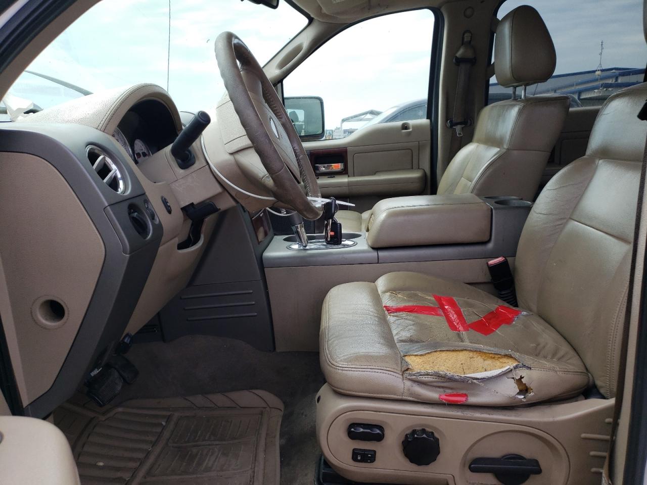 Photo 6 VIN: 1FTPW12596KA81704 - FORD F-150 