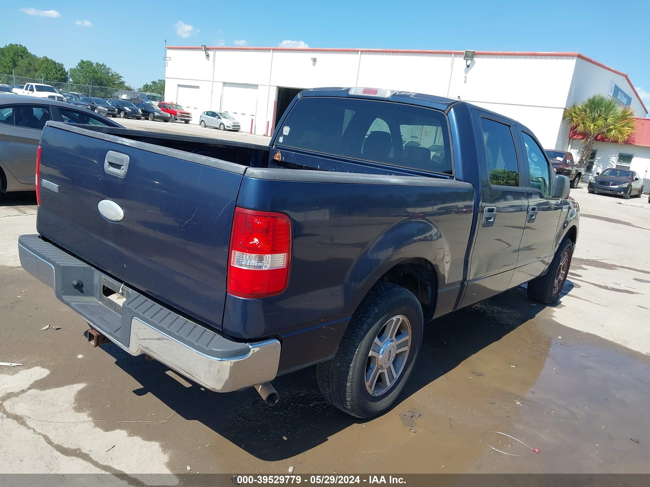 Photo 3 VIN: 1FTPW12V16FB36736 - FORD F-150 