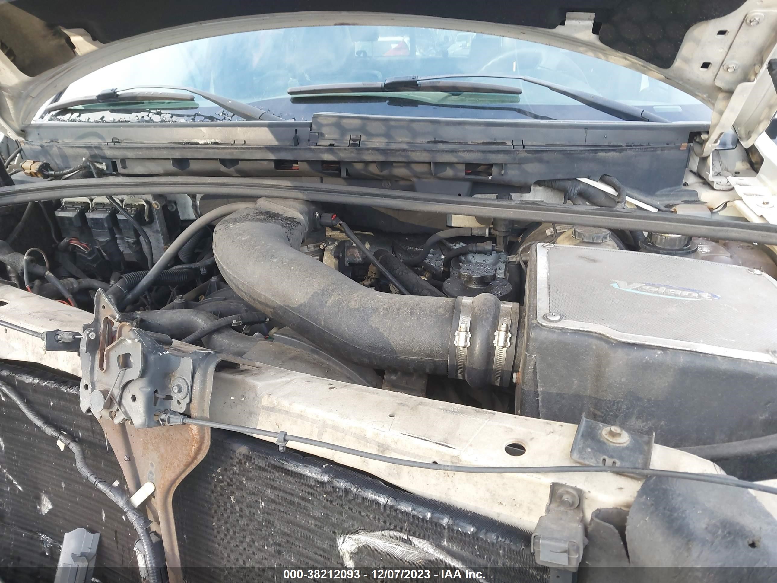 Photo 9 VIN: 1FTPW12V18FB22600 - FORD F-150 