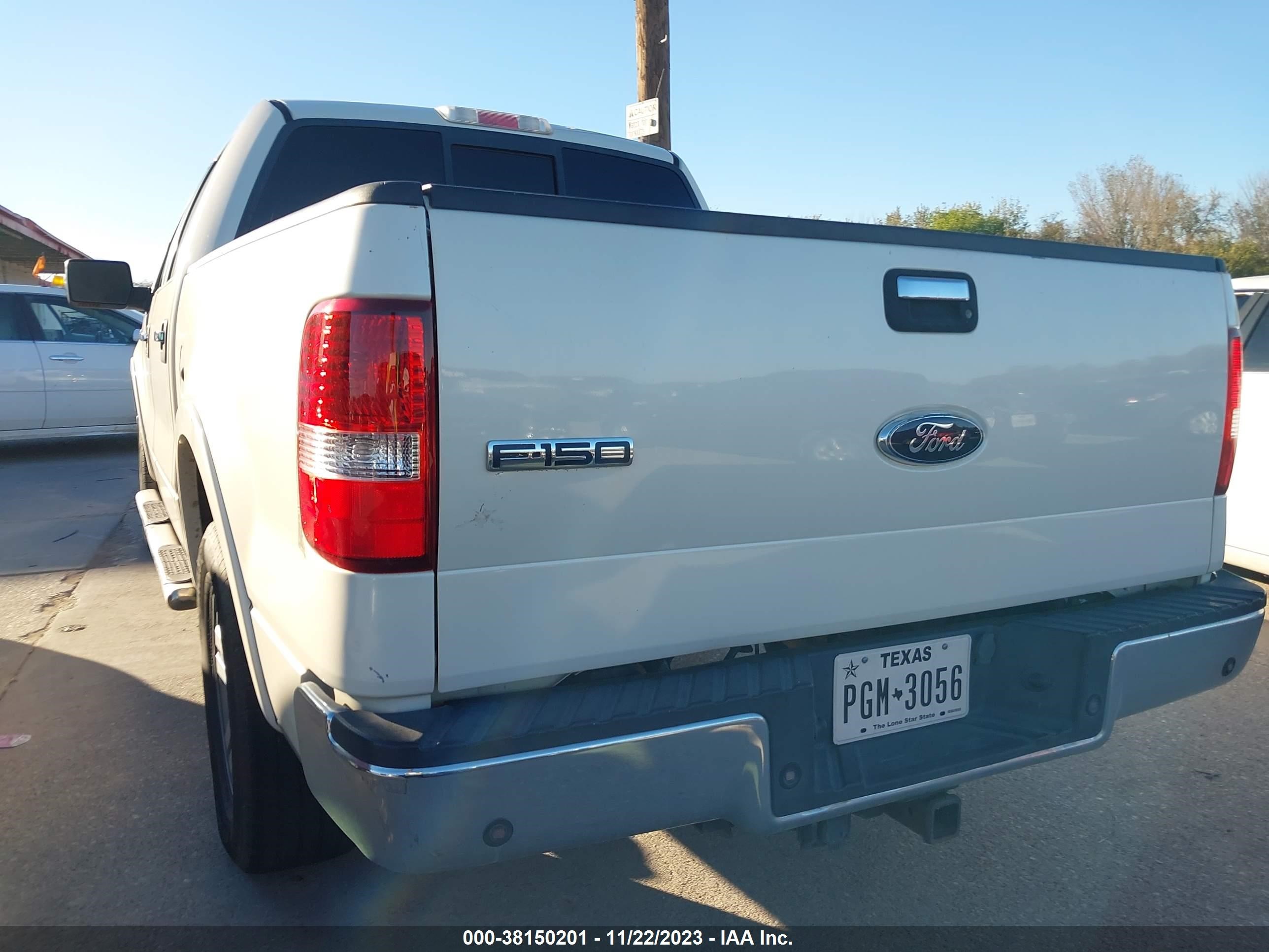 Photo 2 VIN: 1FTPW12V27FB34687 - FORD F-150 