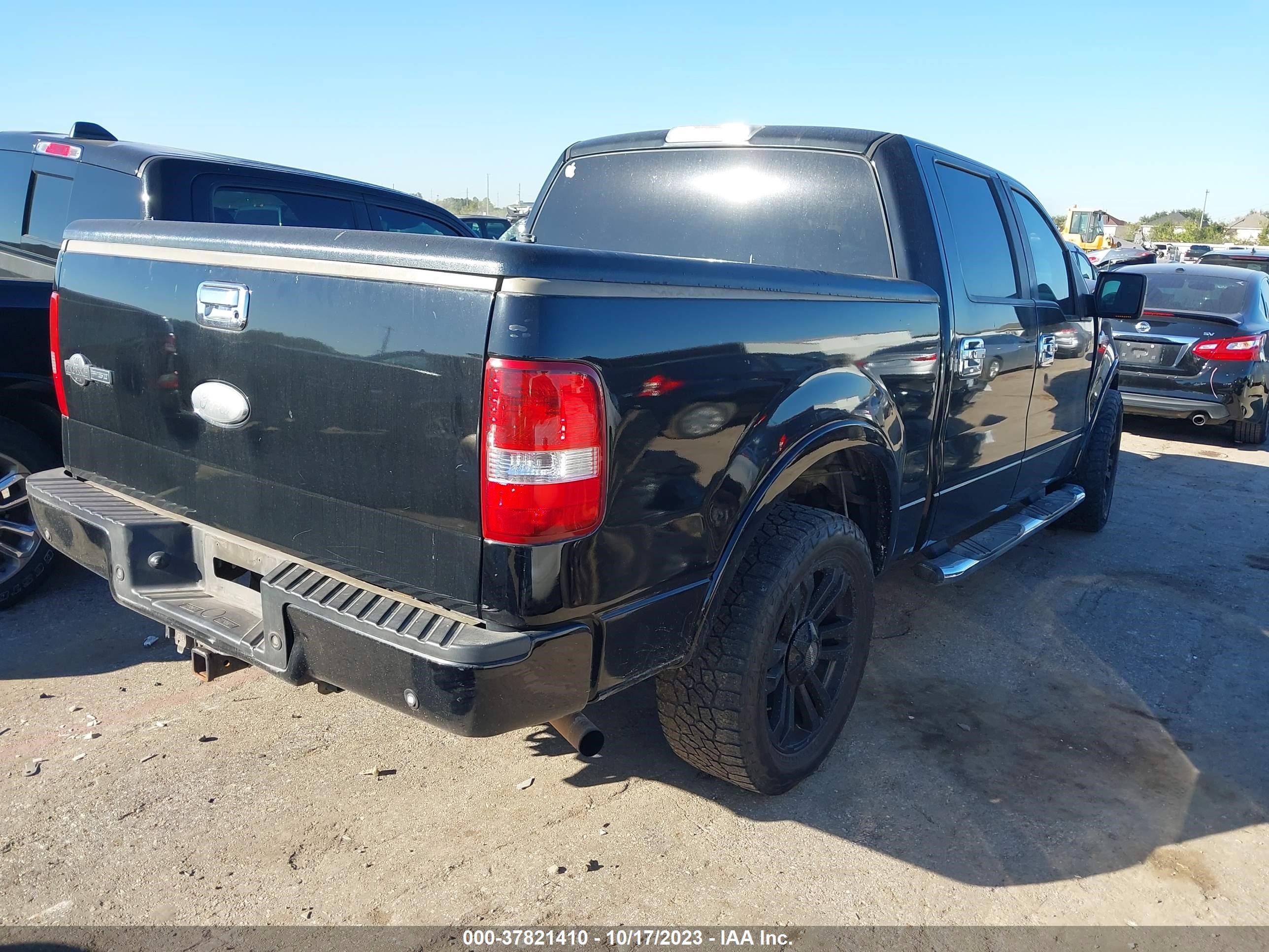 Photo 3 VIN: 1FTPW12V27KC30858 - FORD F-150 