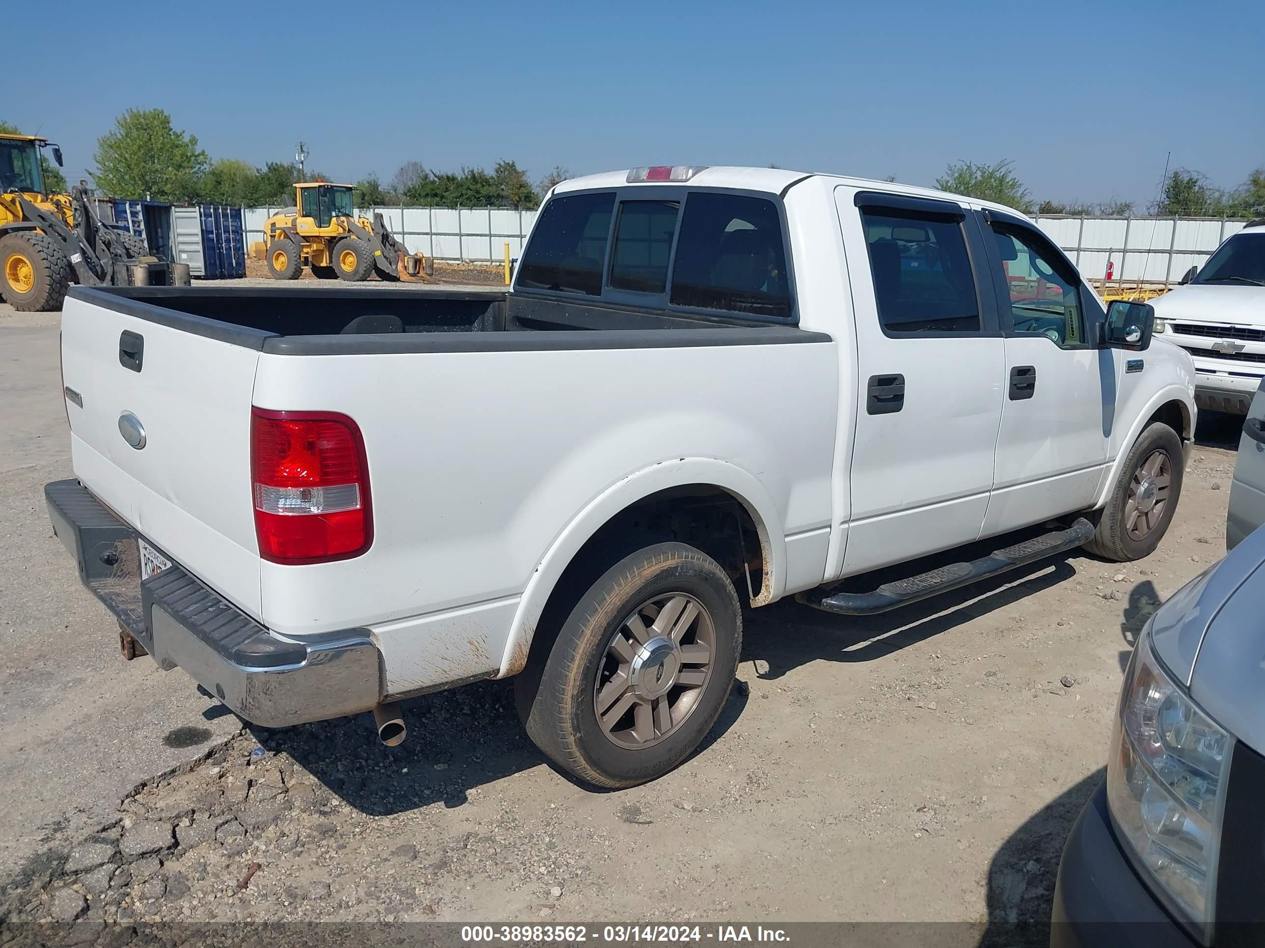 Photo 3 VIN: 1FTPW12V47FB01724 - FORD F-150 