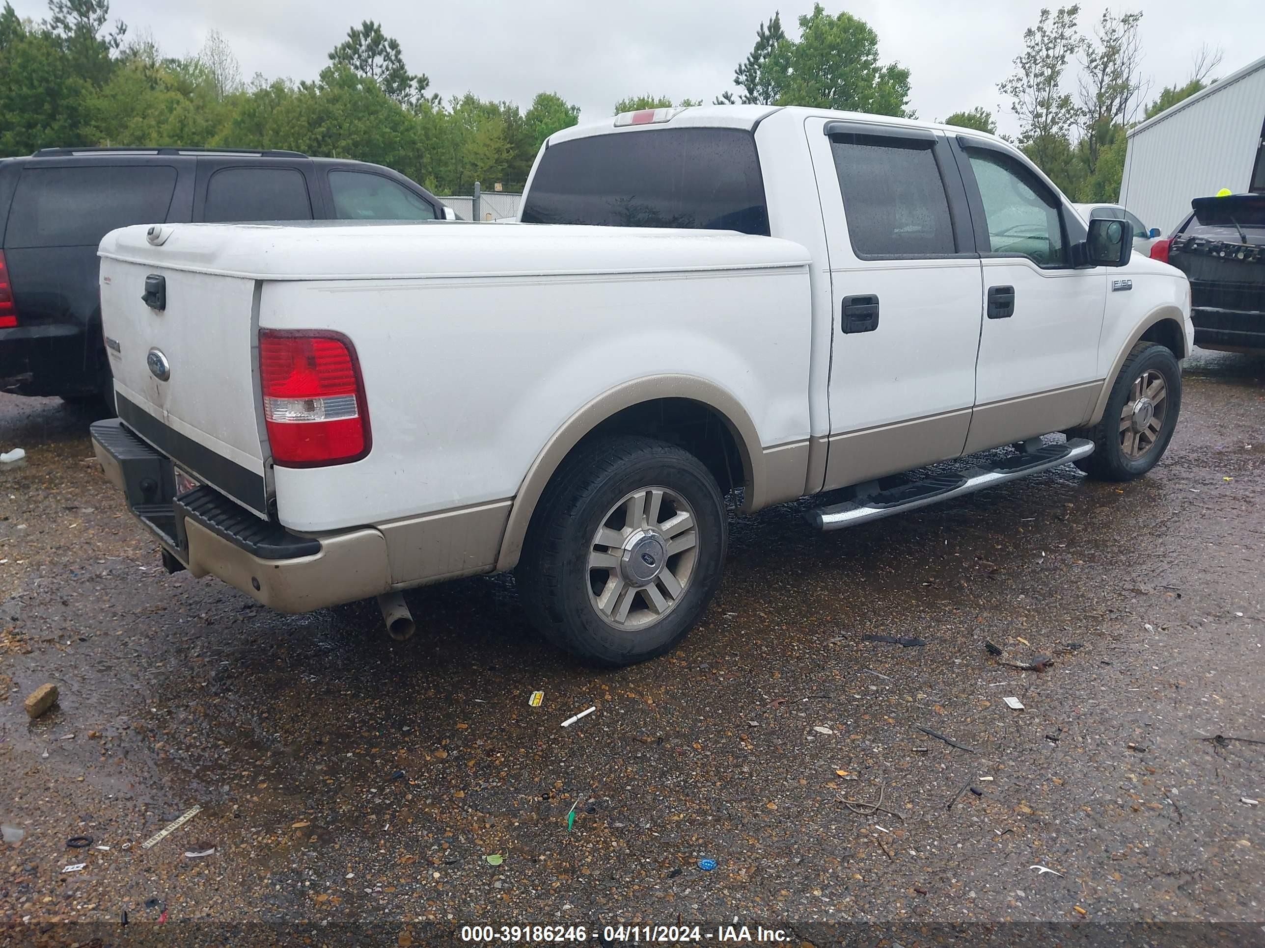 Photo 3 VIN: 1FTPW12V48FA77880 - FORD F-150 