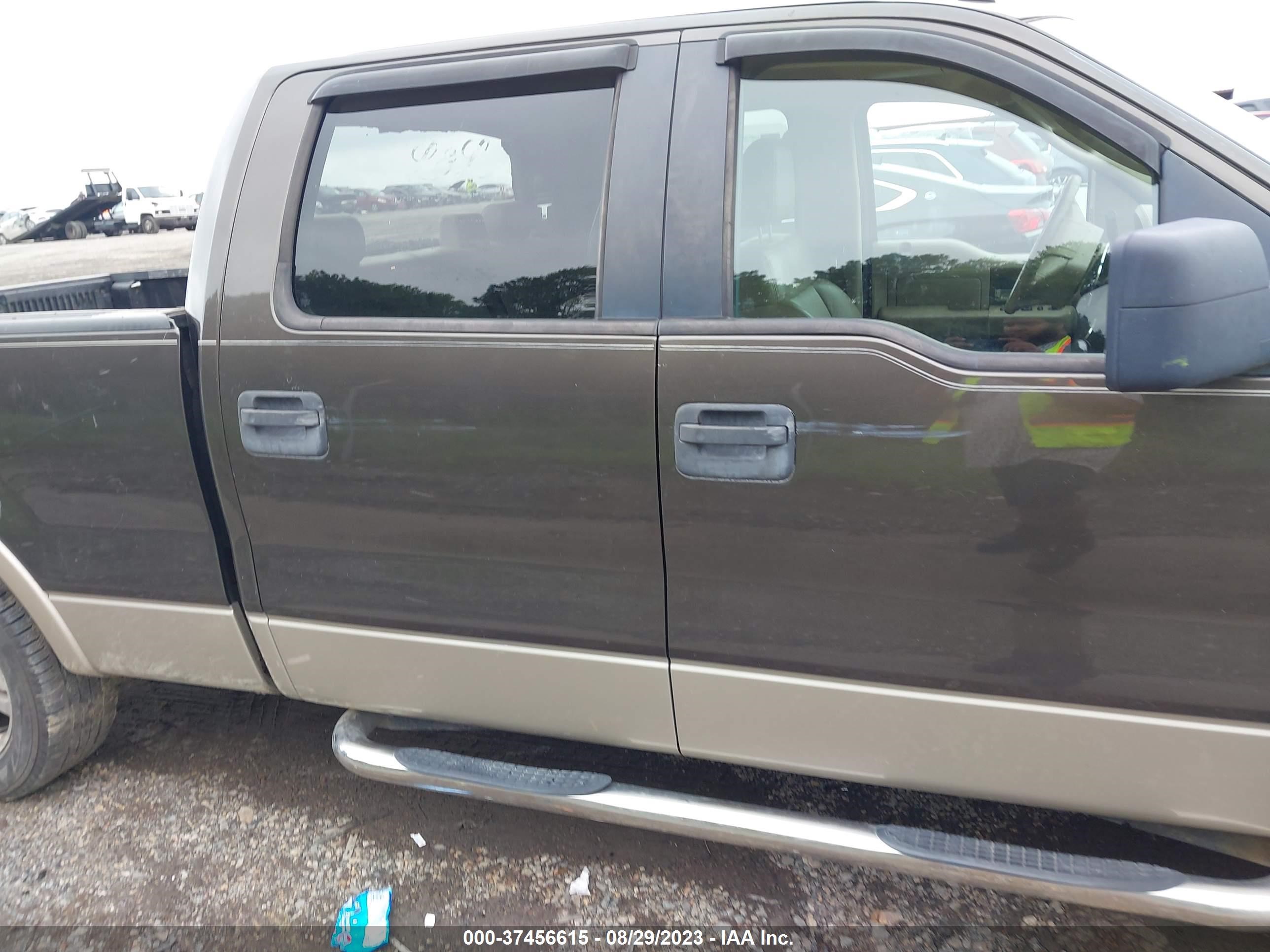 Photo 12 VIN: 1FTPW12V48FC02070 - FORD F-150 