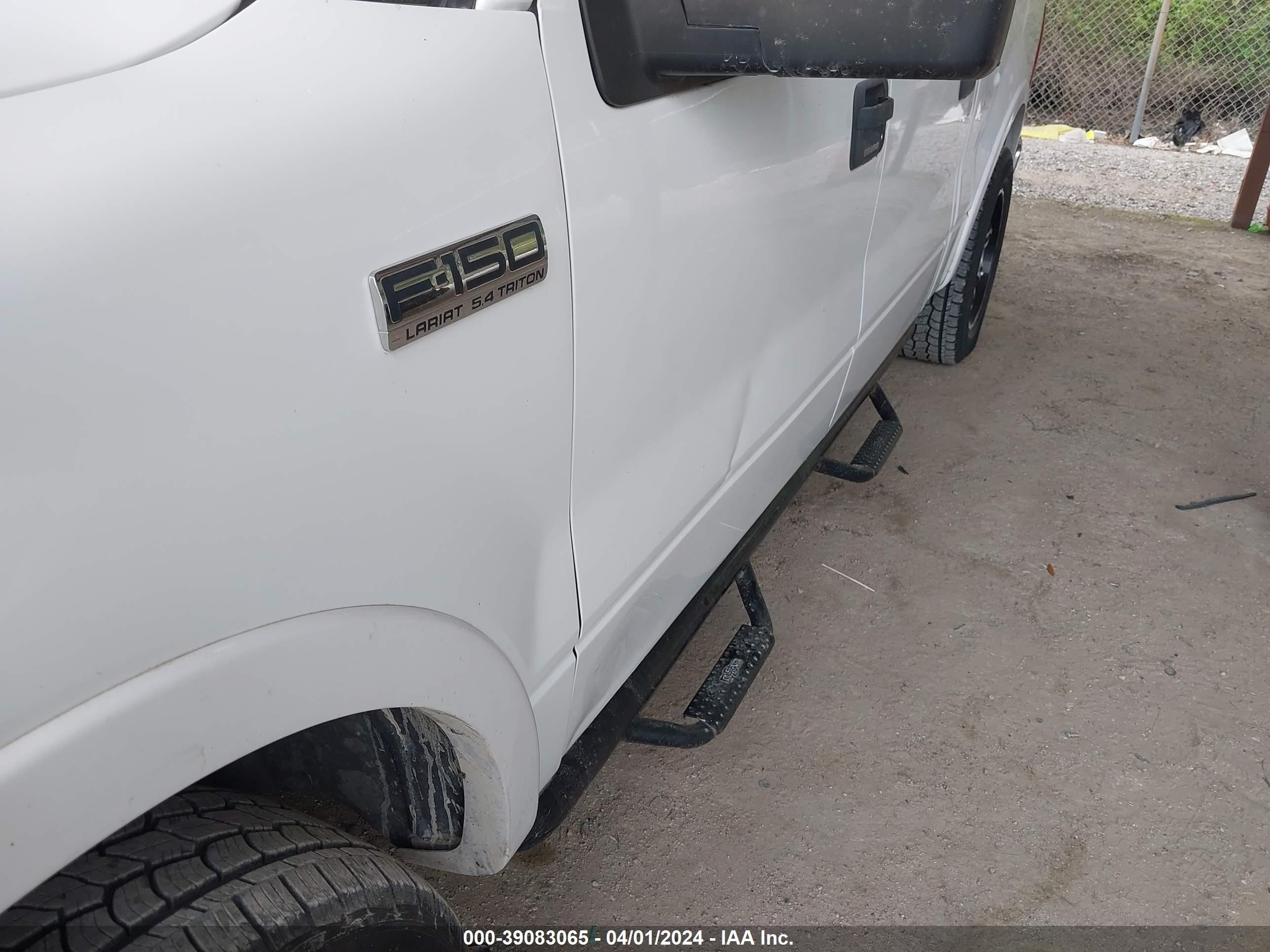 Photo 11 VIN: 1FTPW12V68FB89919 - FORD F-150 