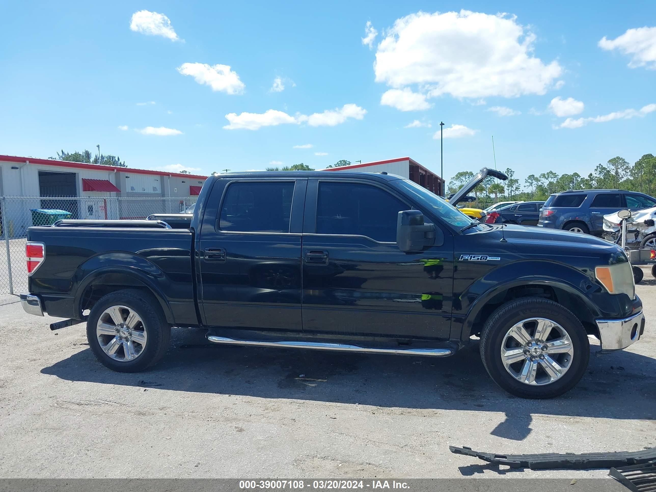 Photo 12 VIN: 1FTPW12V69FA08223 - FORD F-150 