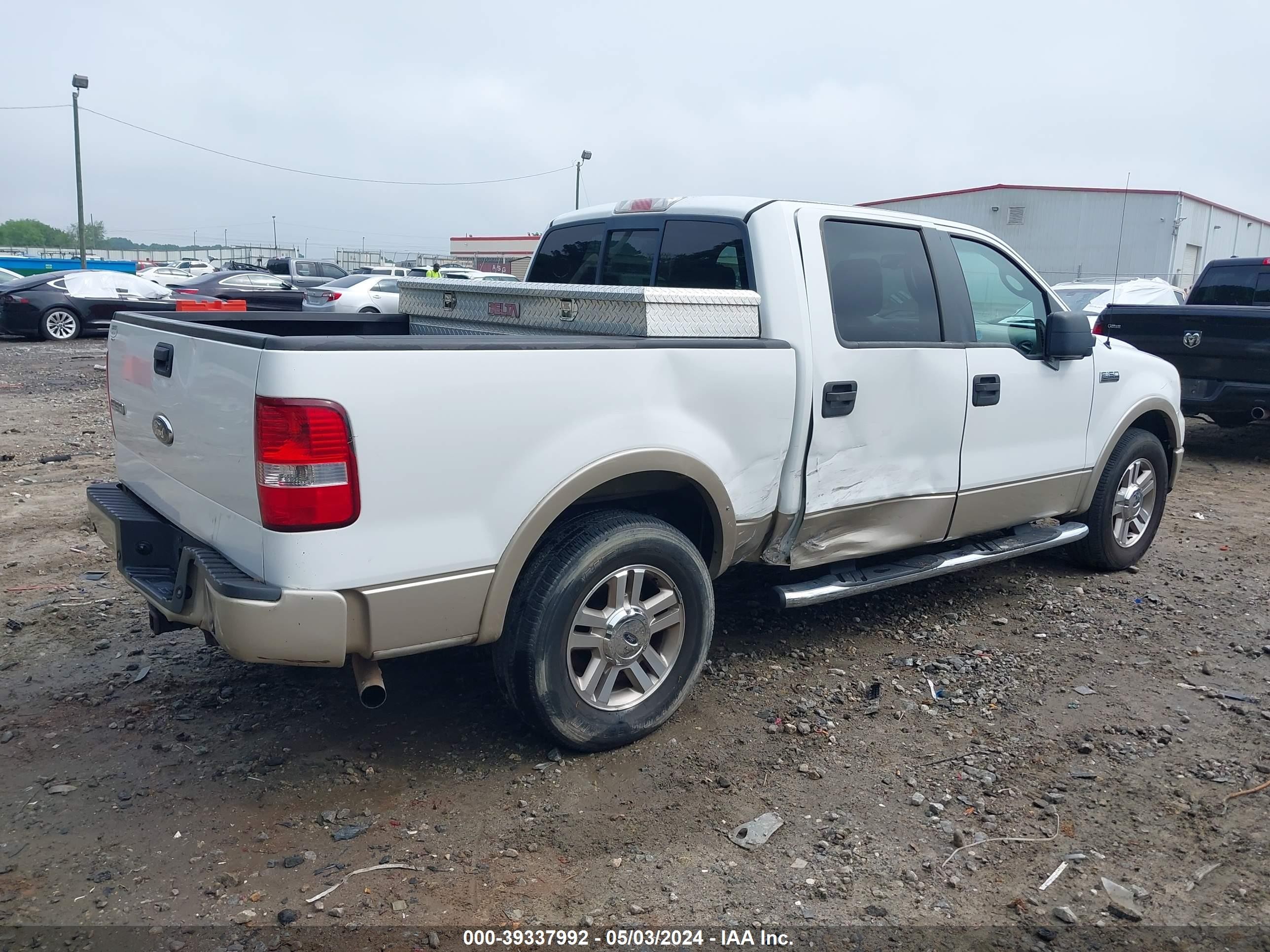 Photo 3 VIN: 1FTPW12V88FA07962 - FORD F-150 