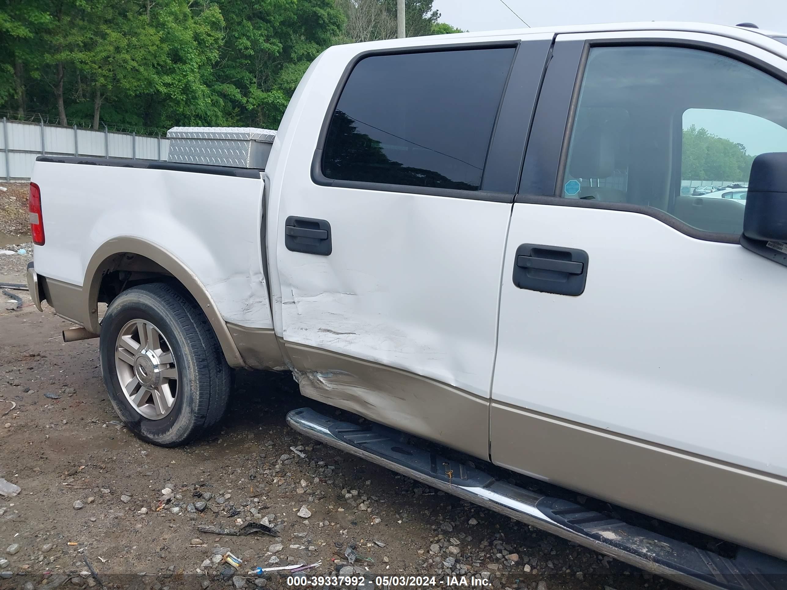 Photo 5 VIN: 1FTPW12V88FA07962 - FORD F-150 