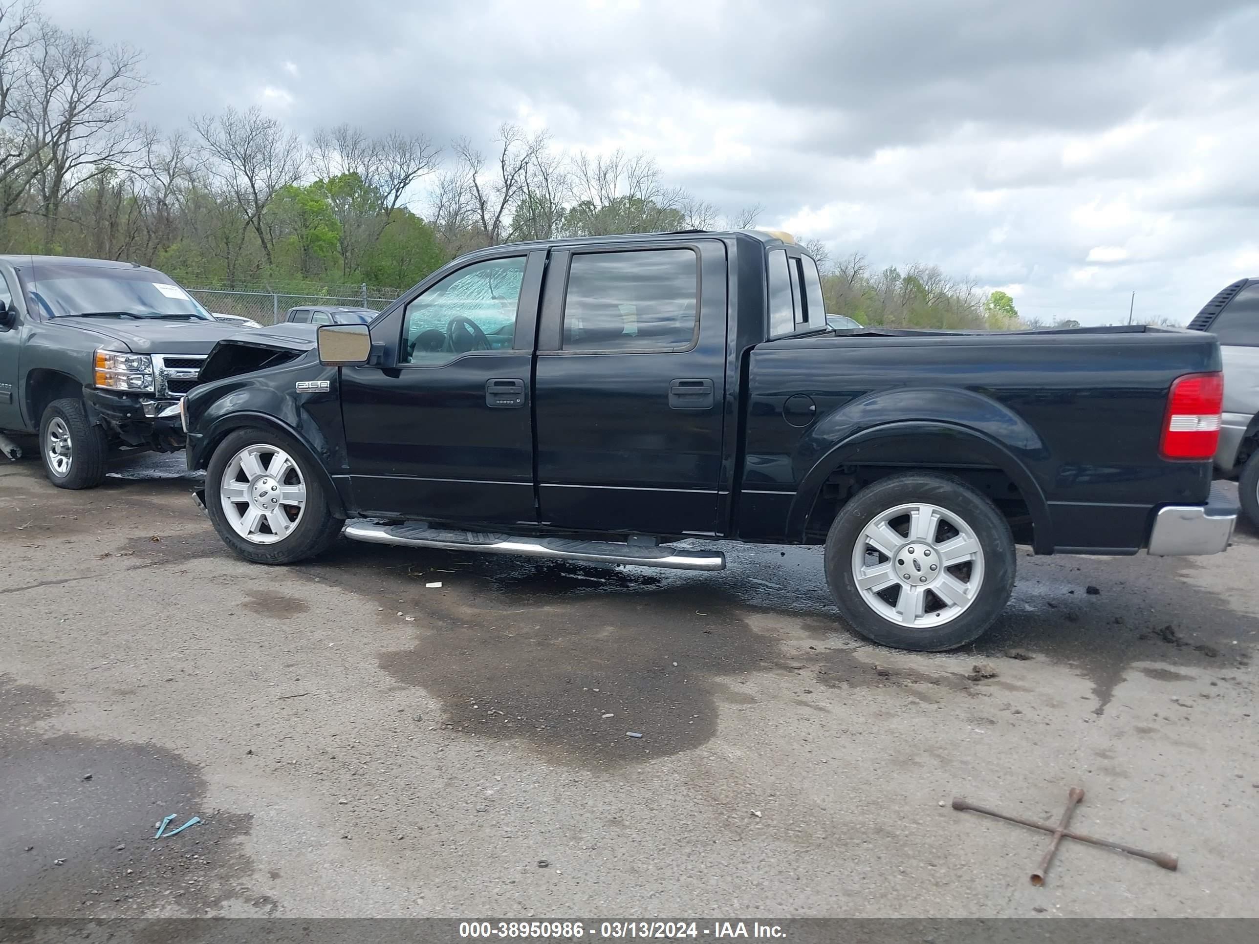 Photo 13 VIN: 1FTPW12V88FB79859 - FORD F-150 