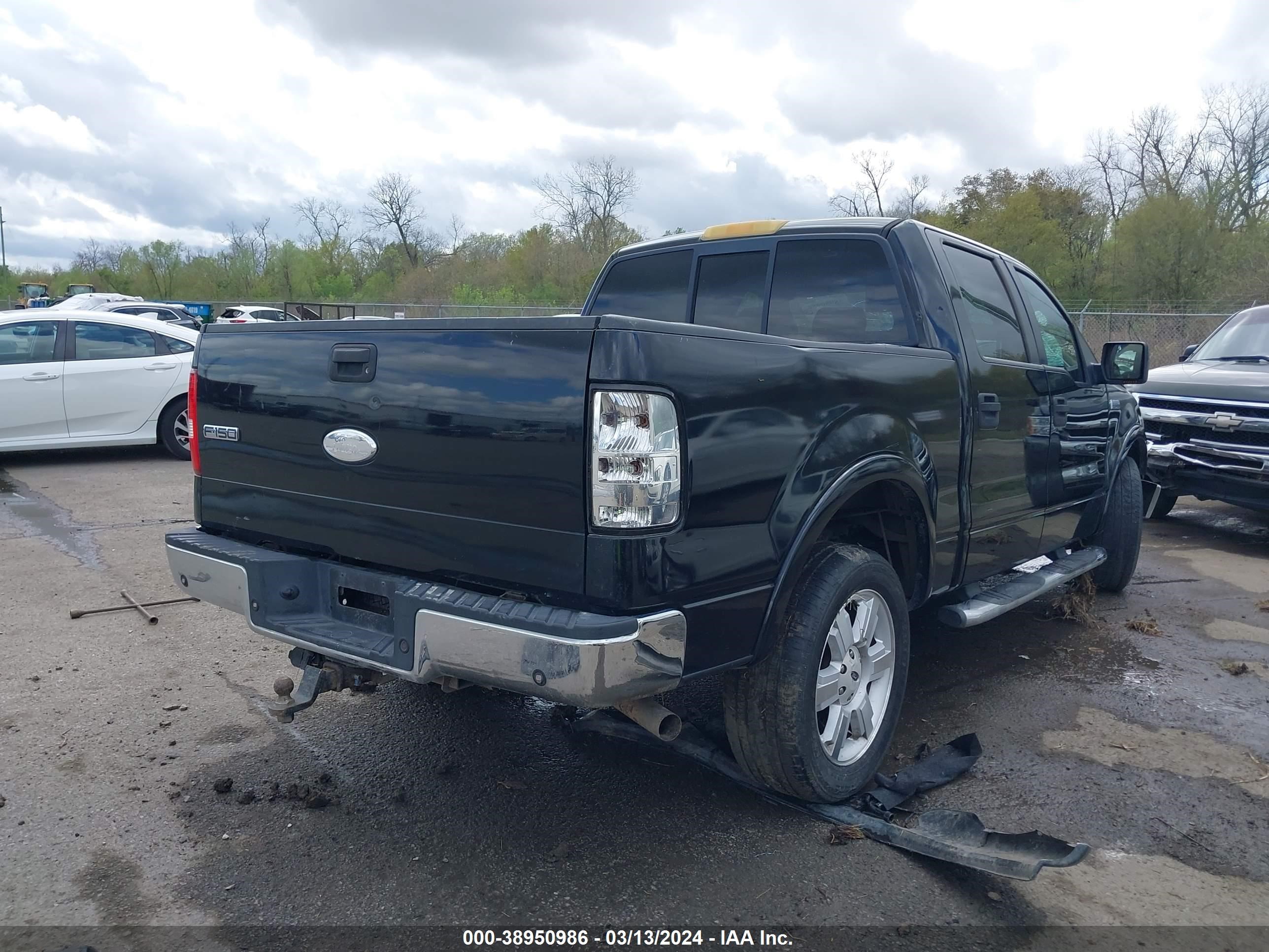 Photo 3 VIN: 1FTPW12V88FB79859 - FORD F-150 