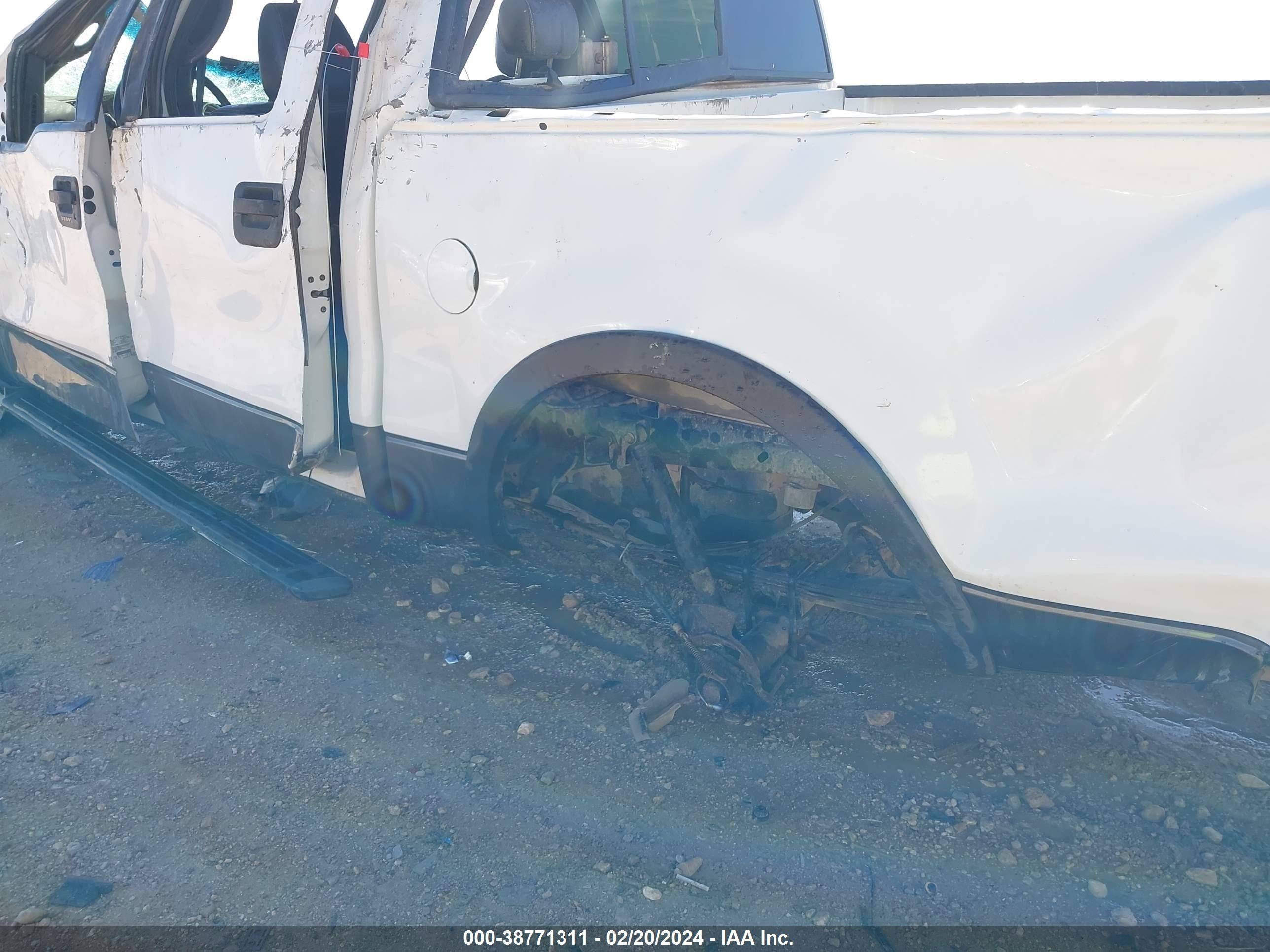 Photo 11 VIN: 1FTPW14505KC77137 - FORD F-150 