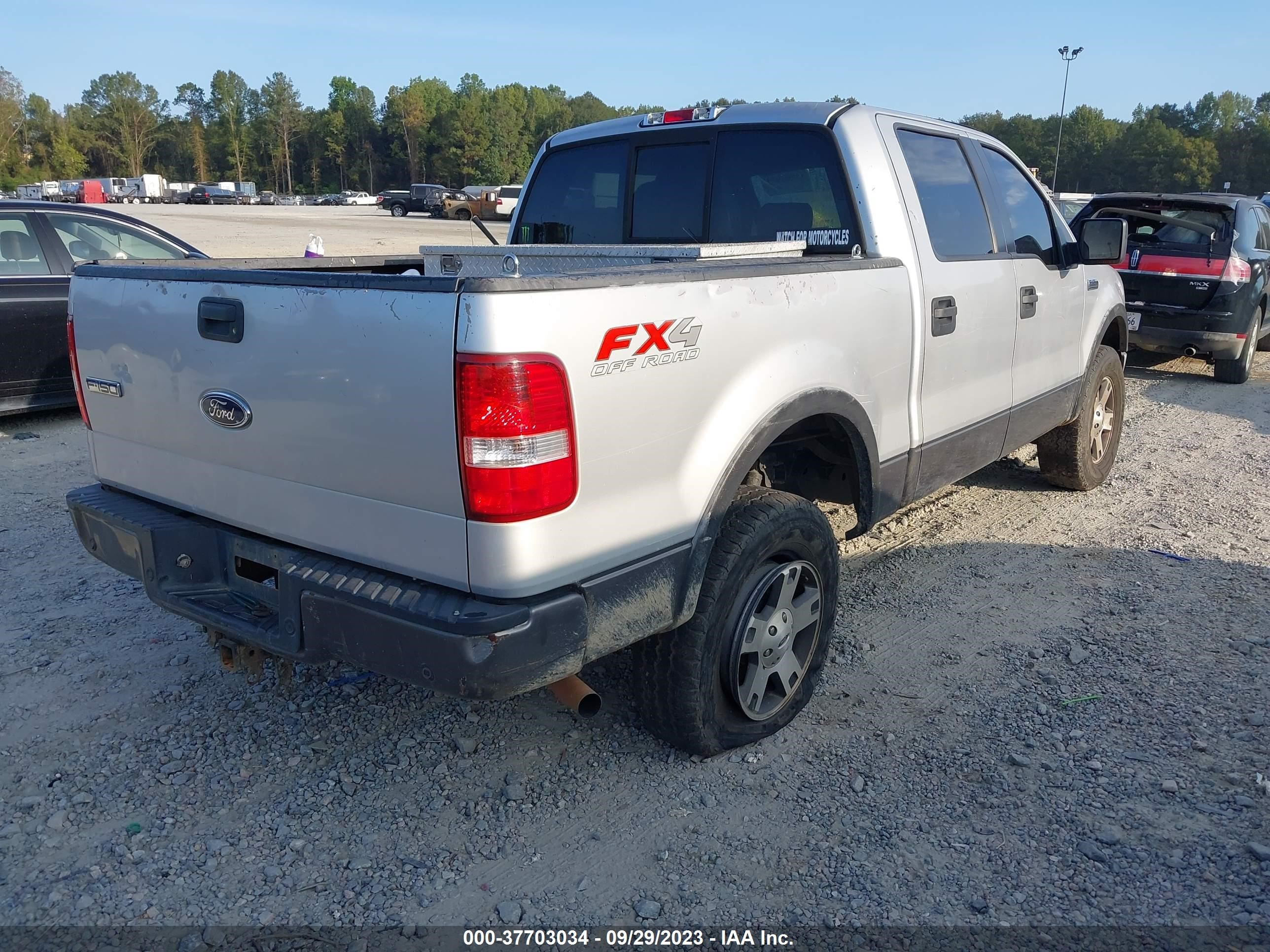 Photo 3 VIN: 1FTPW14525FB64153 - FORD F-150 