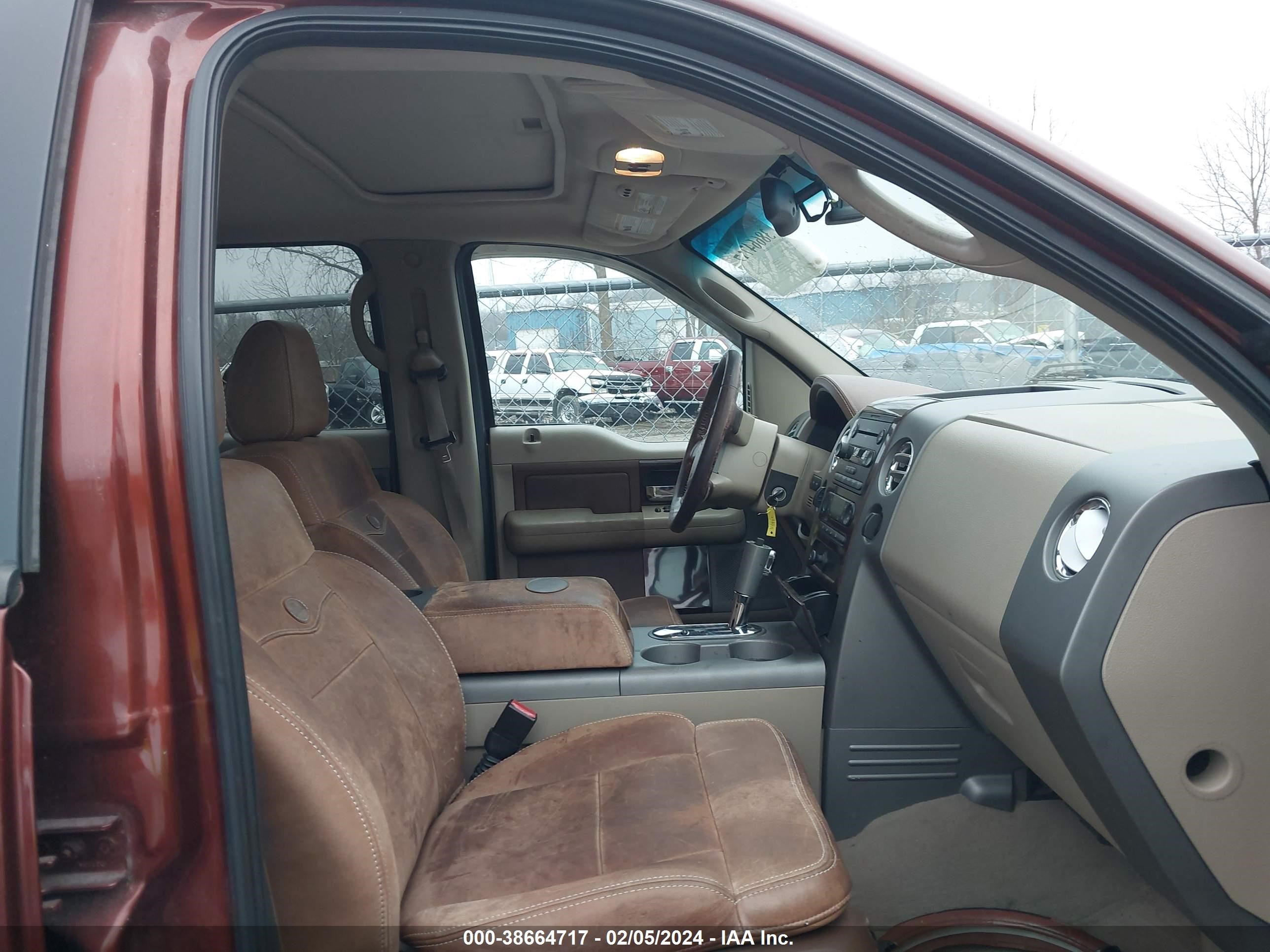 Photo 4 VIN: 1FTPW14565KE66617 - FORD F-150 