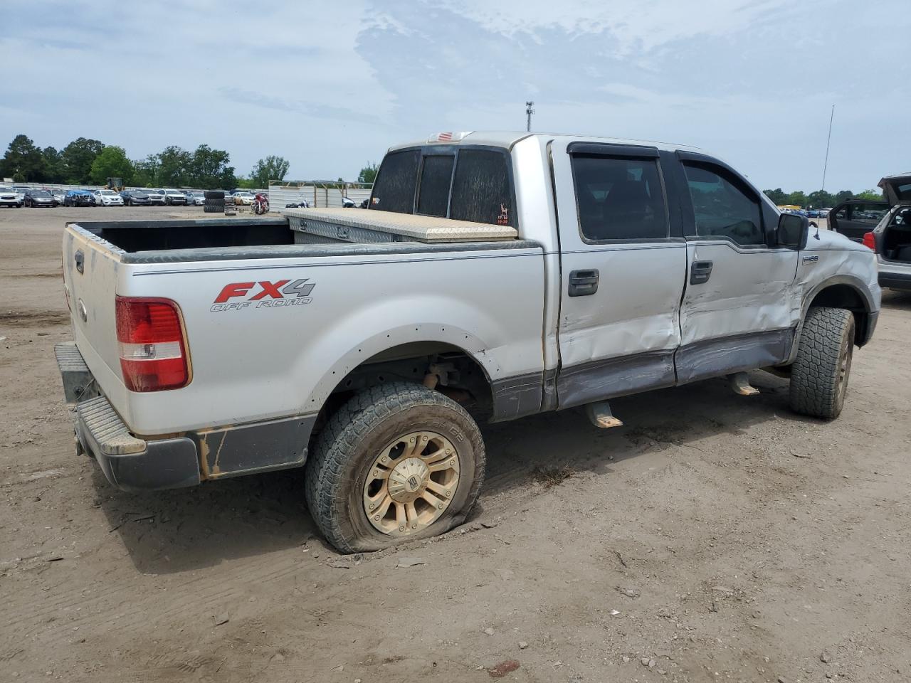 Photo 2 VIN: 1FTPW14574KC72063 - FORD F-150 