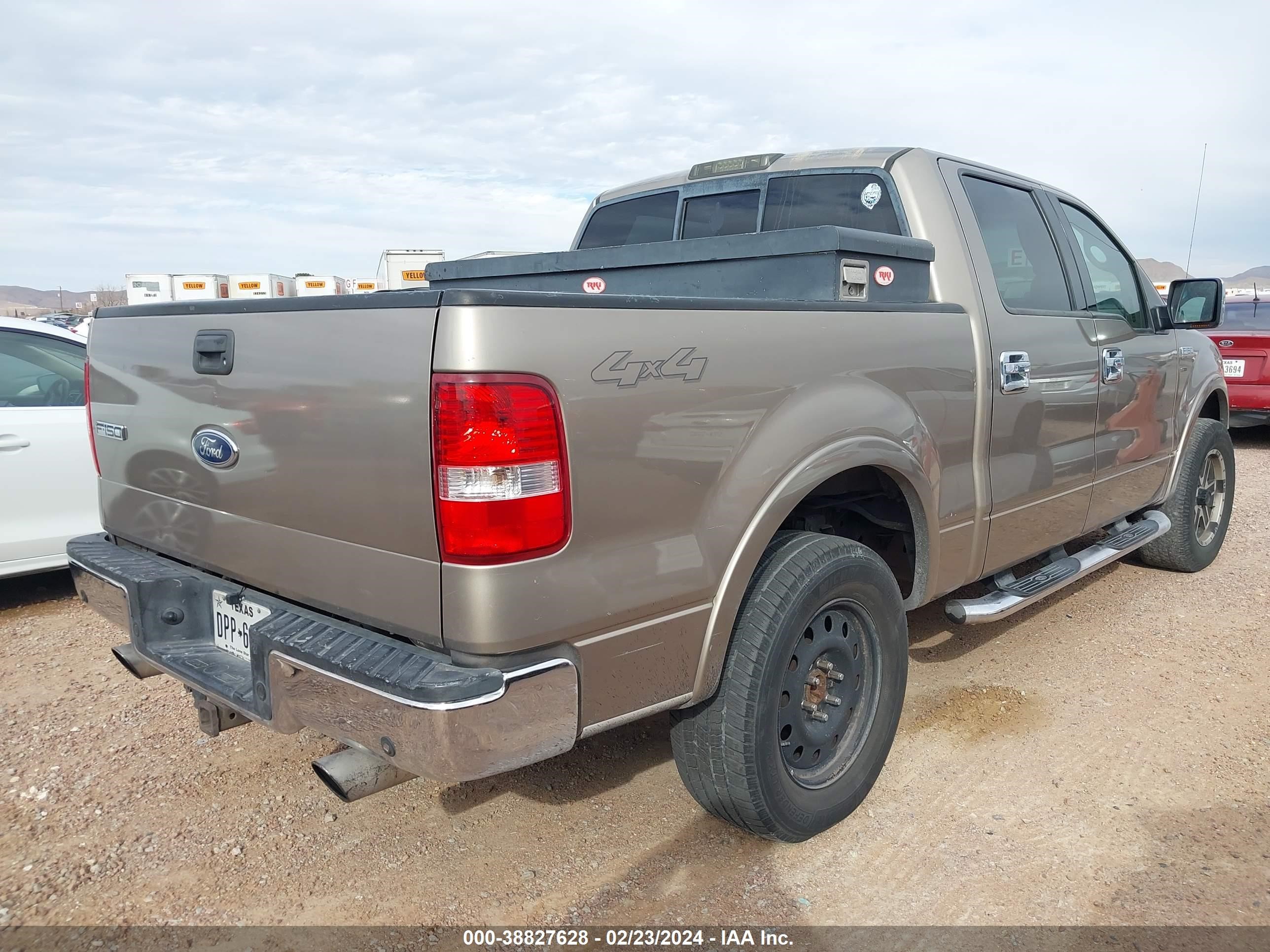 Photo 3 VIN: 1FTPW14584KB73820 - FORD F-150 