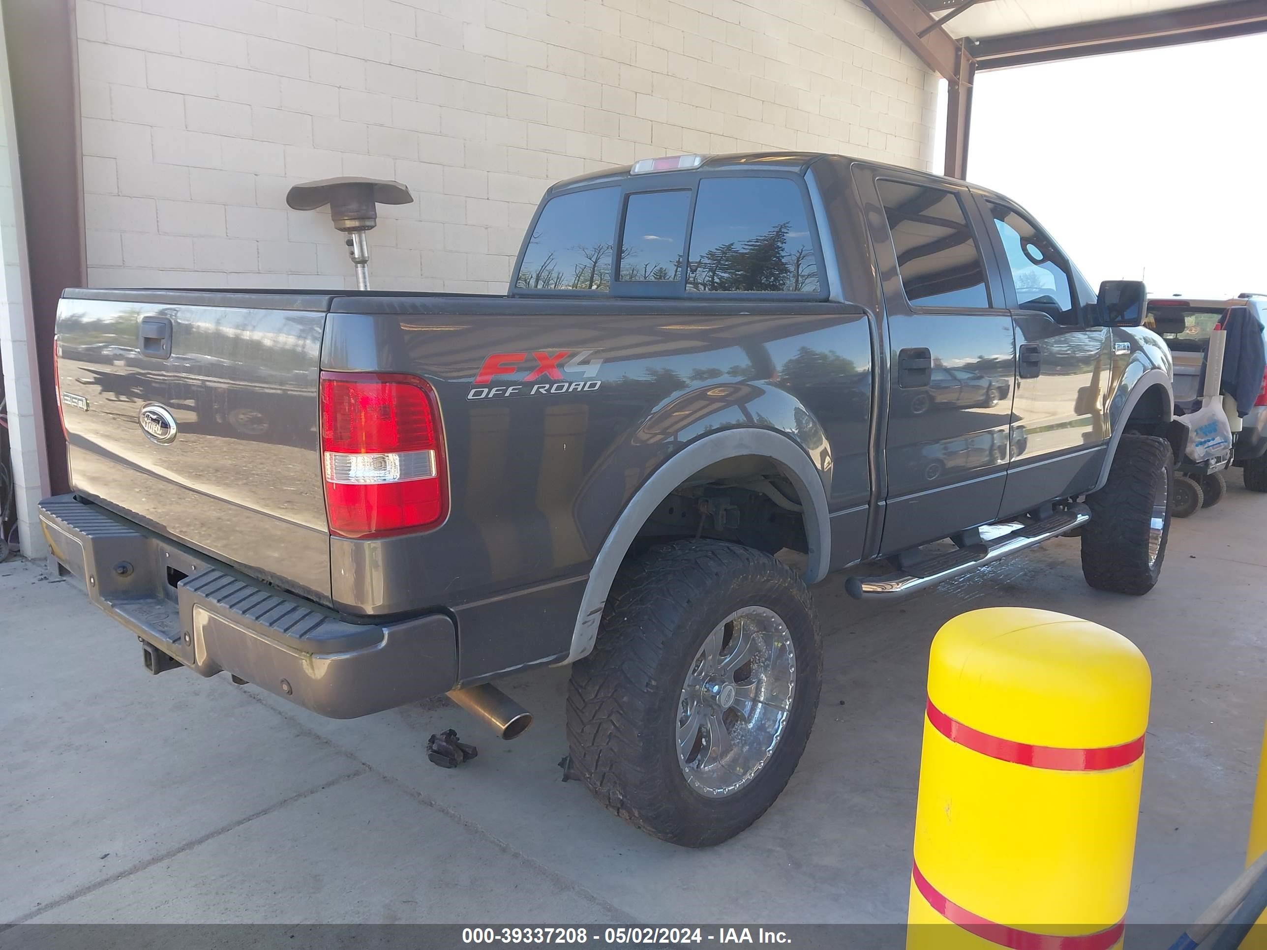 Photo 3 VIN: 1FTPW14596FA51706 - FORD F-150 