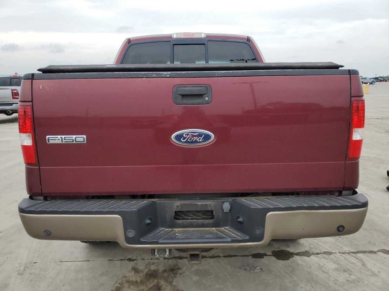 Photo 5 VIN: 1FTPW145X5FB04931 - FORD F-150 