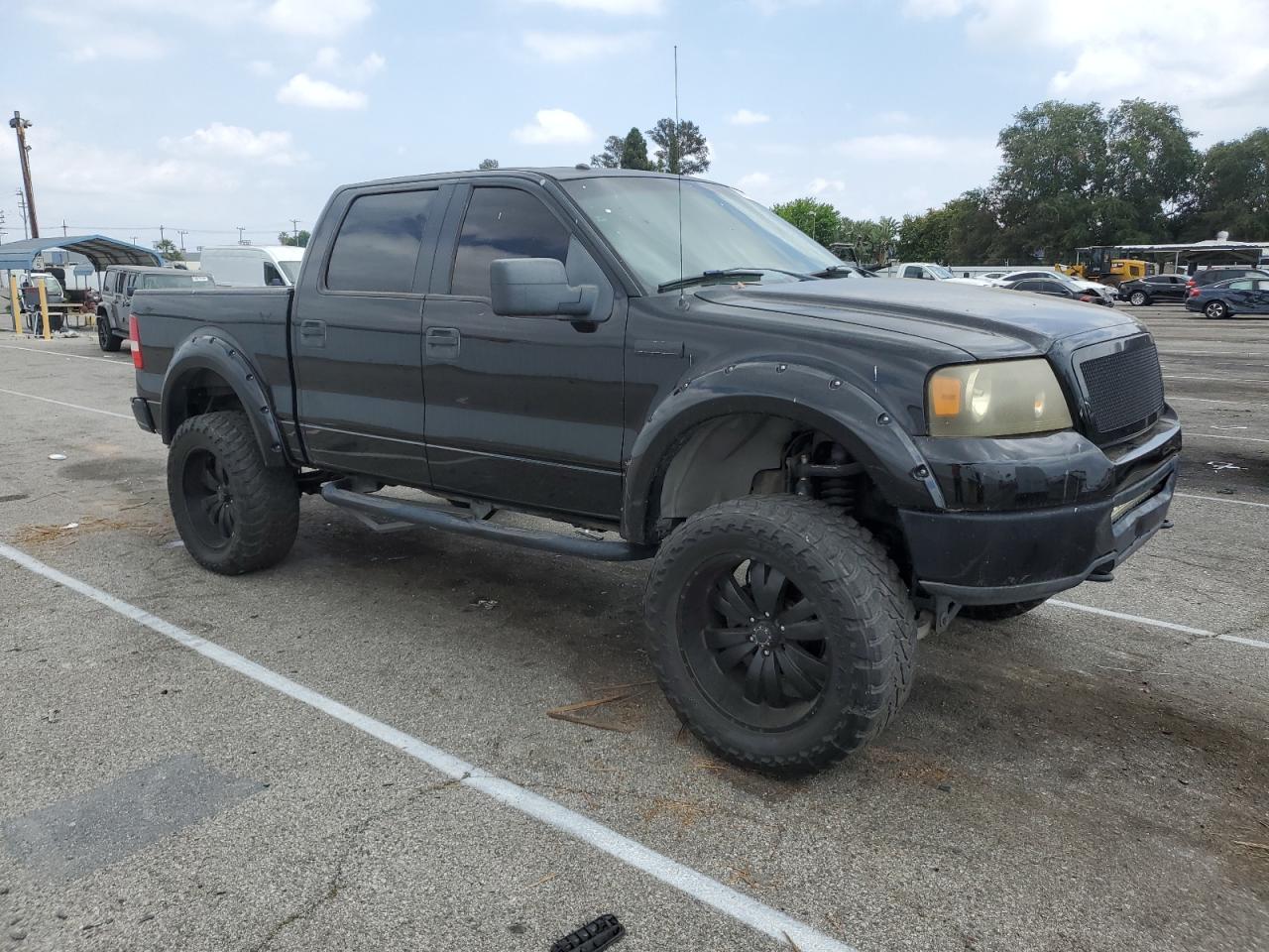 Photo 3 VIN: 1FTPW145X6FB66346 - FORD F-150 