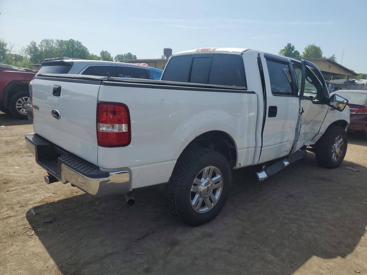 Photo 2 VIN: 1FTPW145X8FA37400 - FORD F-150 