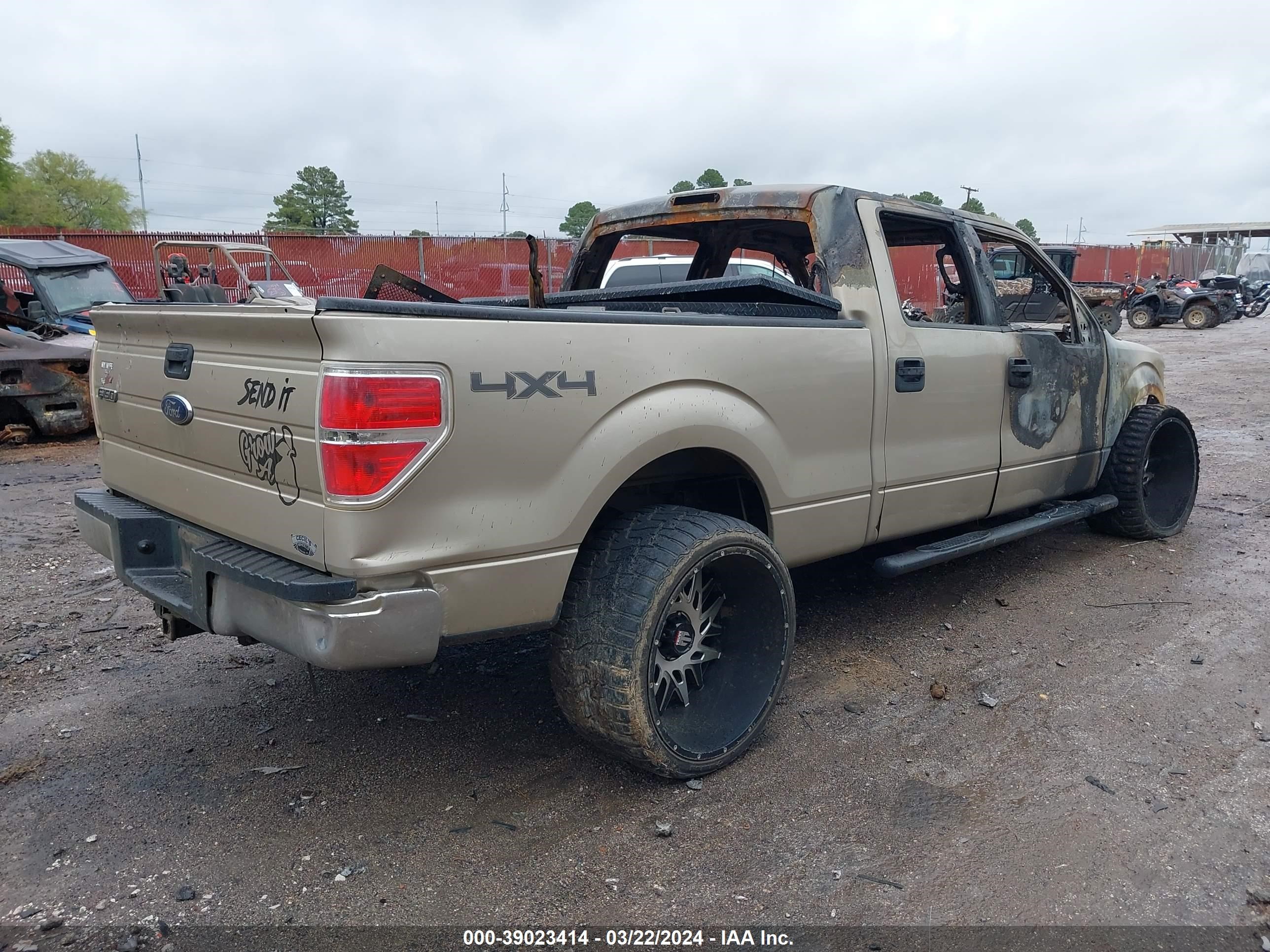 Photo 3 VIN: 1FTPW14V59KB12755 - FORD F-150 