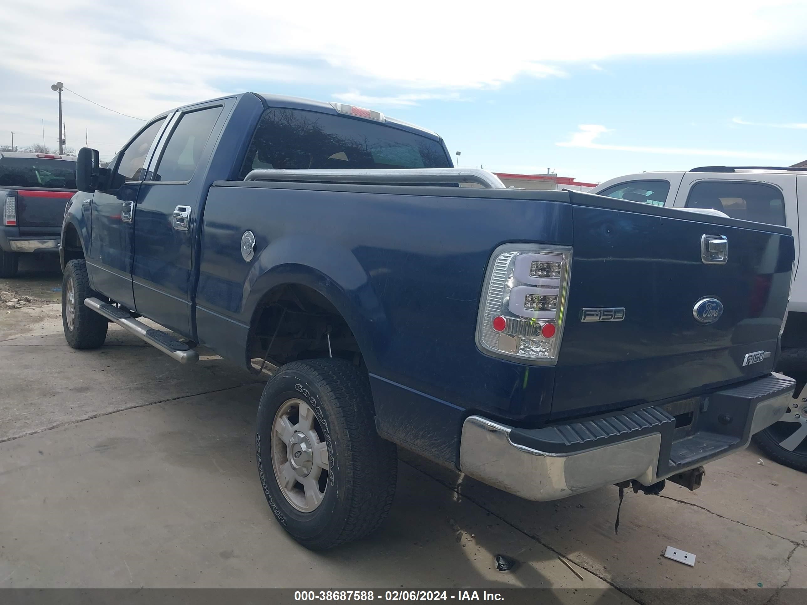 Photo 2 VIN: 1FTPW14V78KC84963 - FORD F-150 