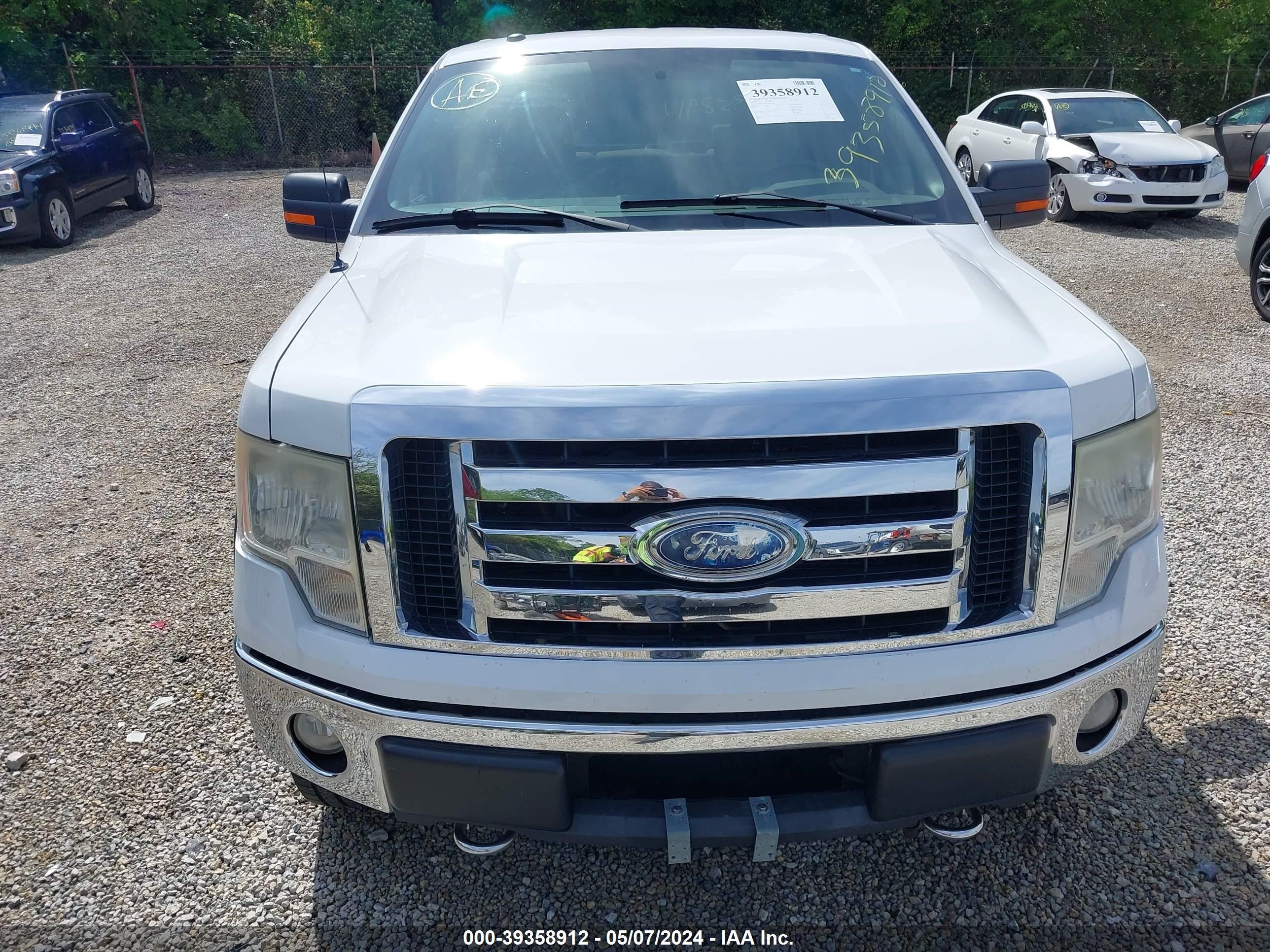 Photo 12 VIN: 1FTPW14V99FB42818 - FORD F-150 