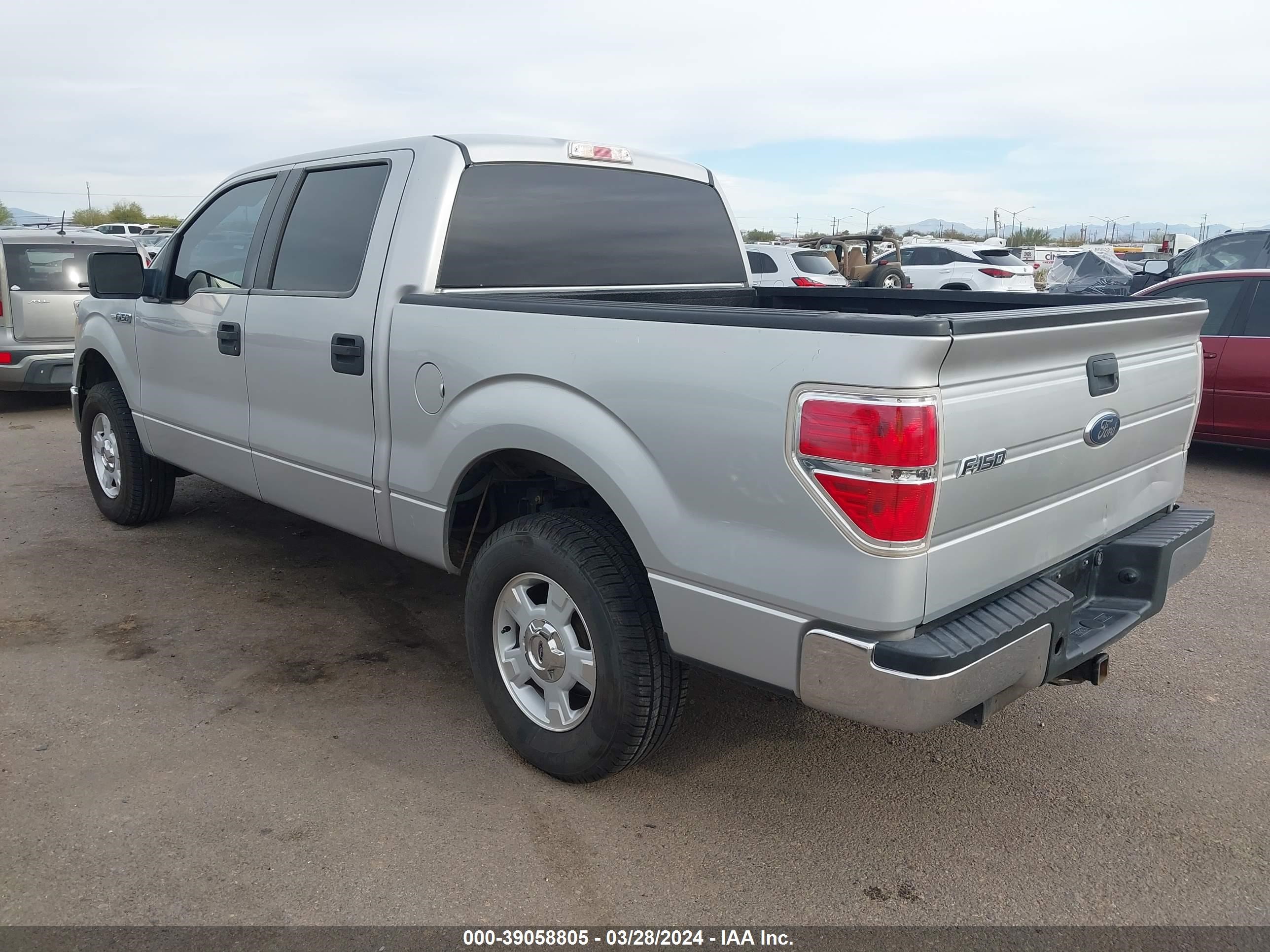 Photo 2 VIN: 1FTPW14V99KC70872 - FORD F-150 