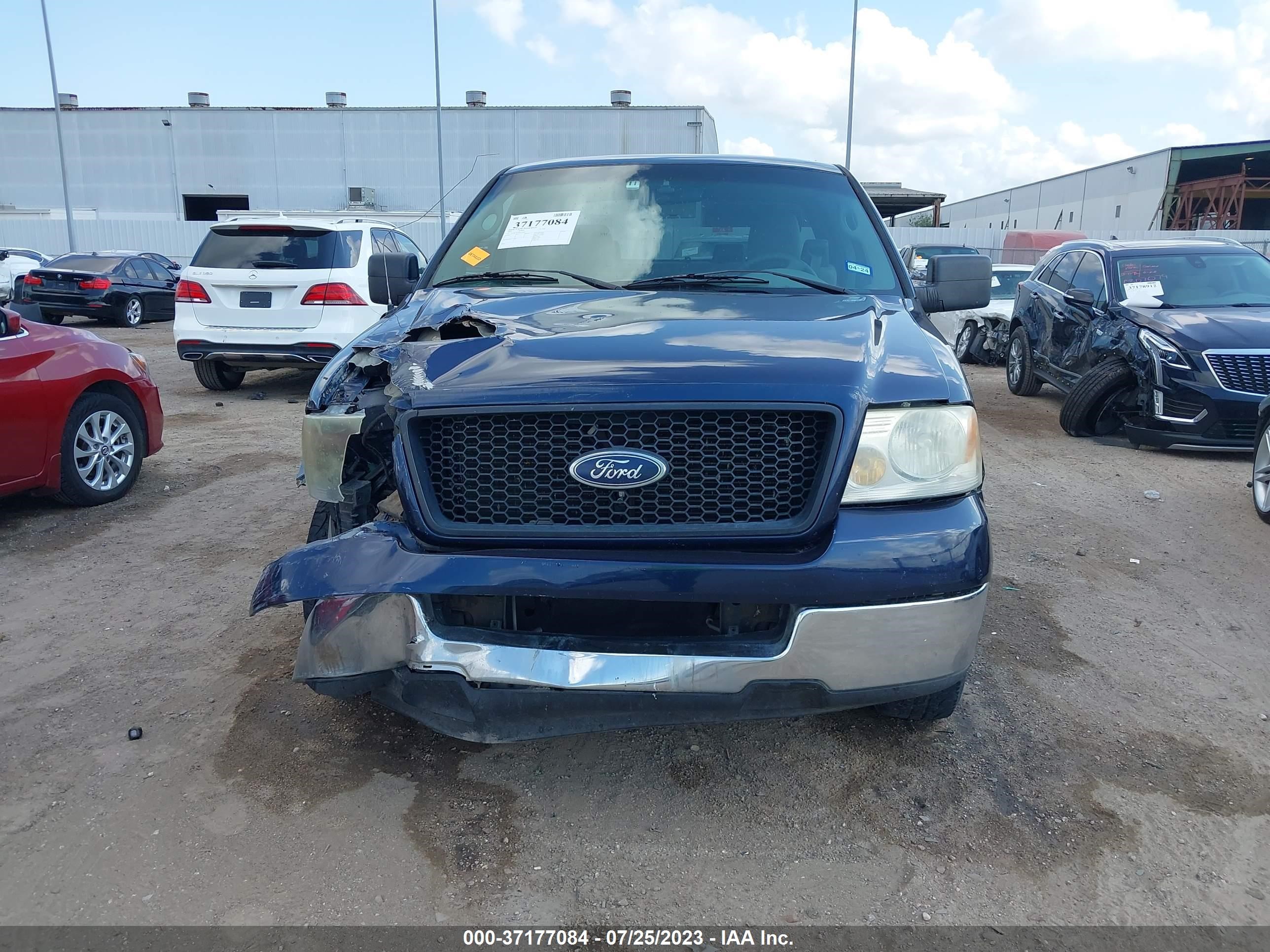 Photo 11 VIN: 1FTPX12555NC03078 - FORD F-150 