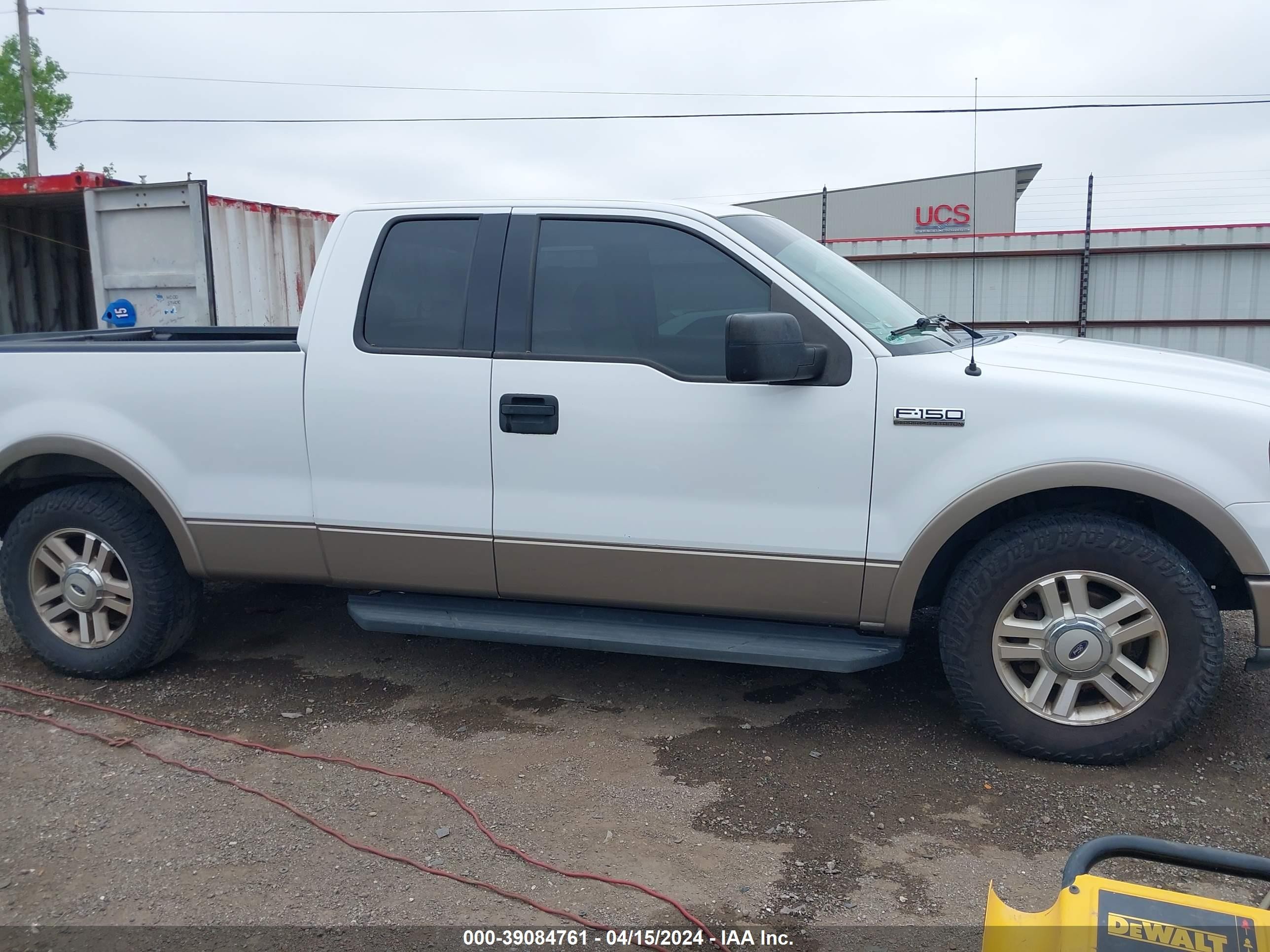 Photo 12 VIN: 1FTPX12564NA21601 - FORD F-150 