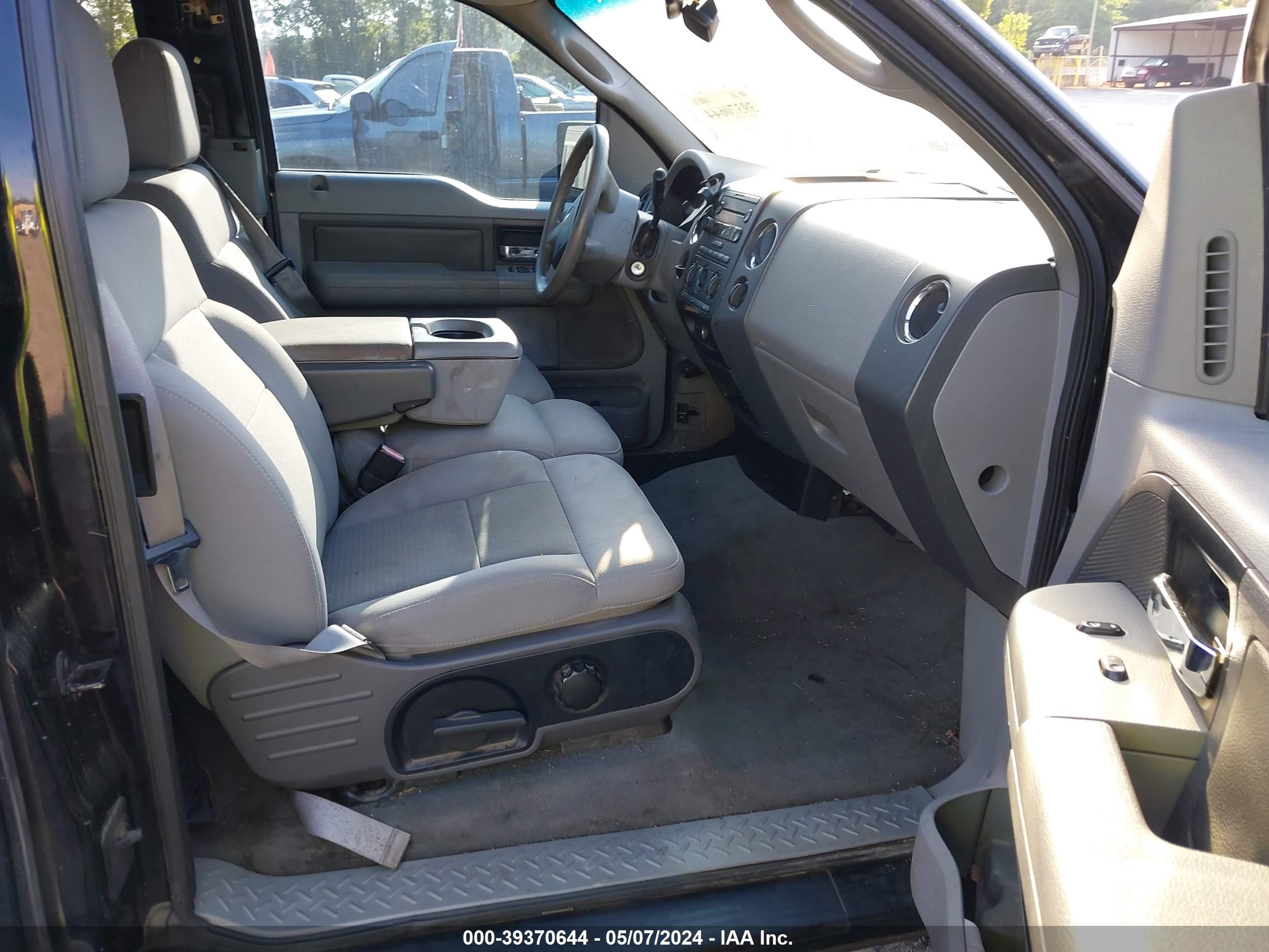 Photo 4 VIN: 1FTPX12574NB44940 - FORD F-150 