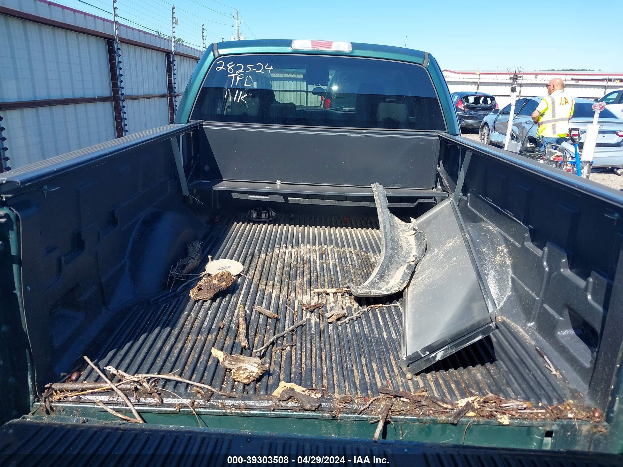 Photo 16 VIN: 1FTPX12V38FA90147 - FORD F-150 