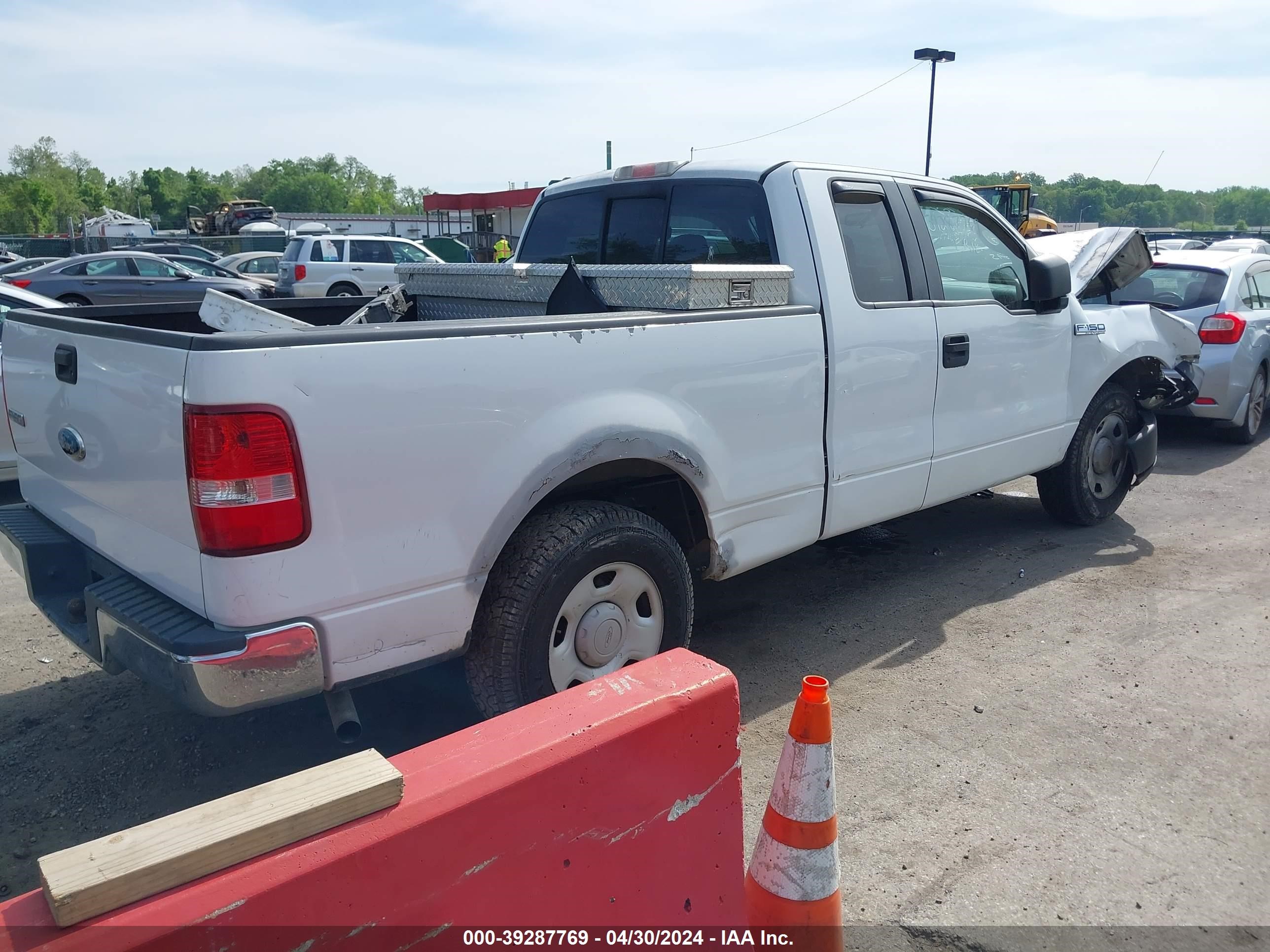 Photo 3 VIN: 1FTPX12V57FB68054 - FORD F-150 